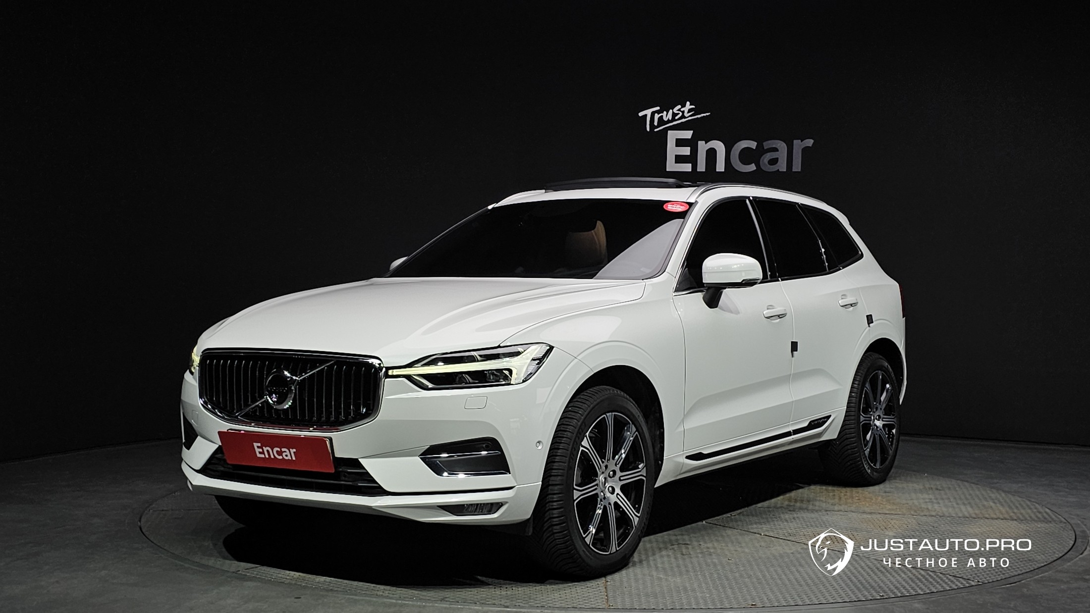 Автомобиль Volvo XC60