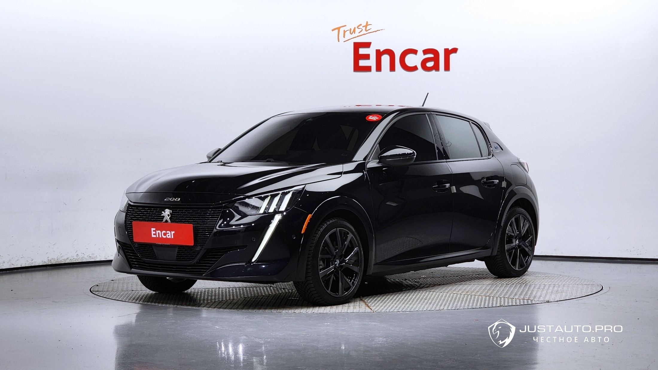 Автомобиль Peugeot 208