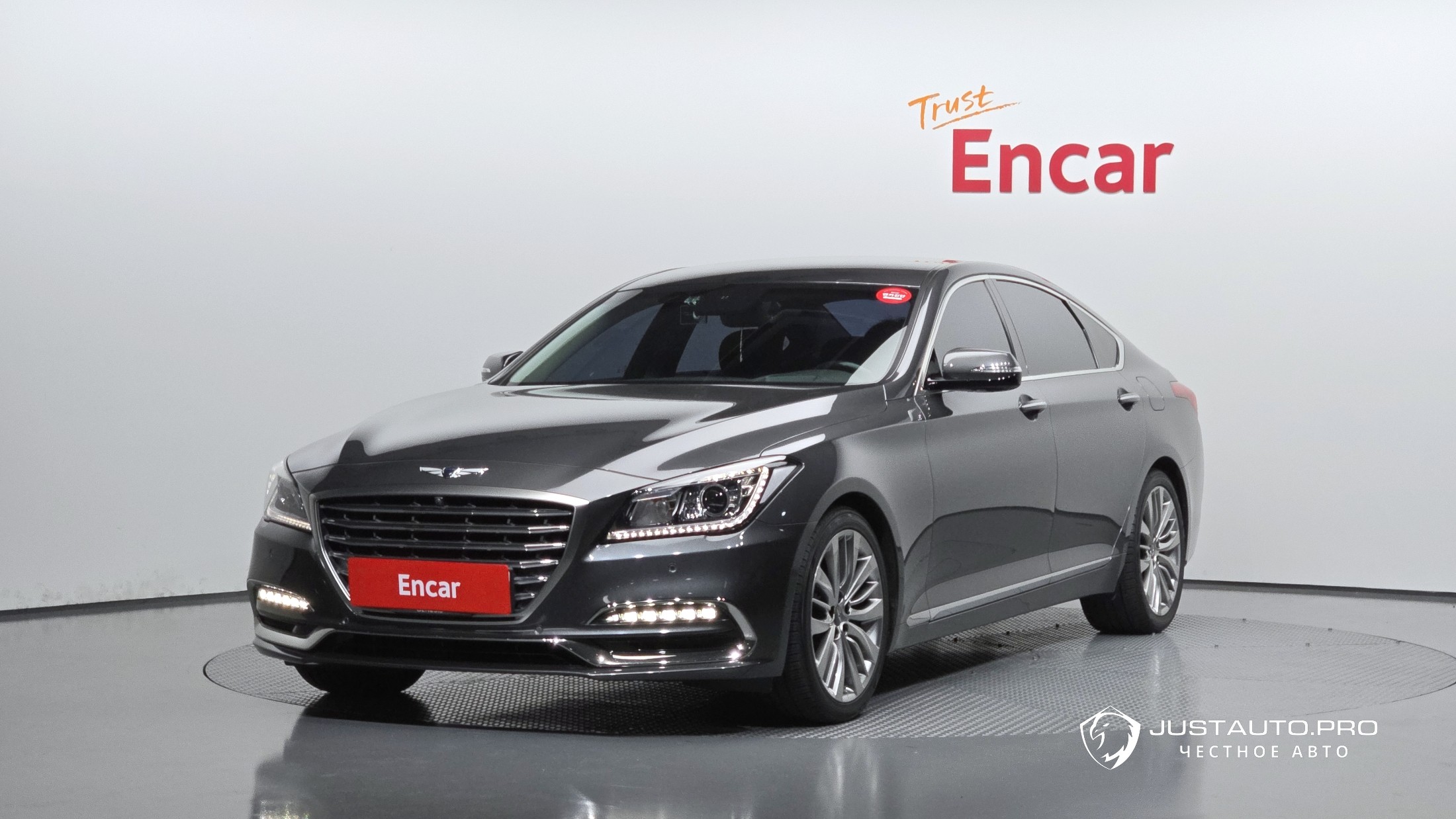 Автомобиль Genesis G80
