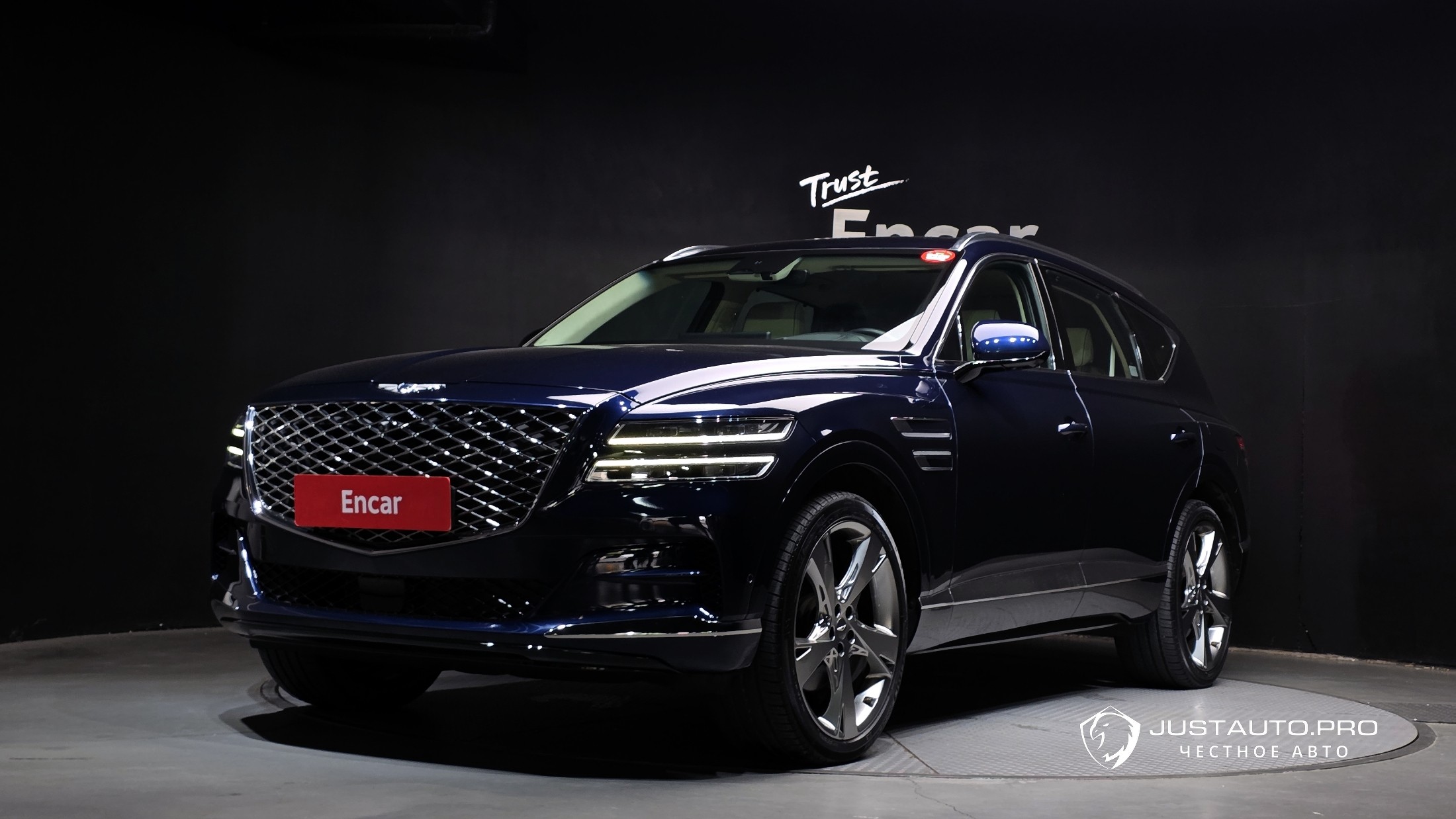 Автомобиль Genesis GV80