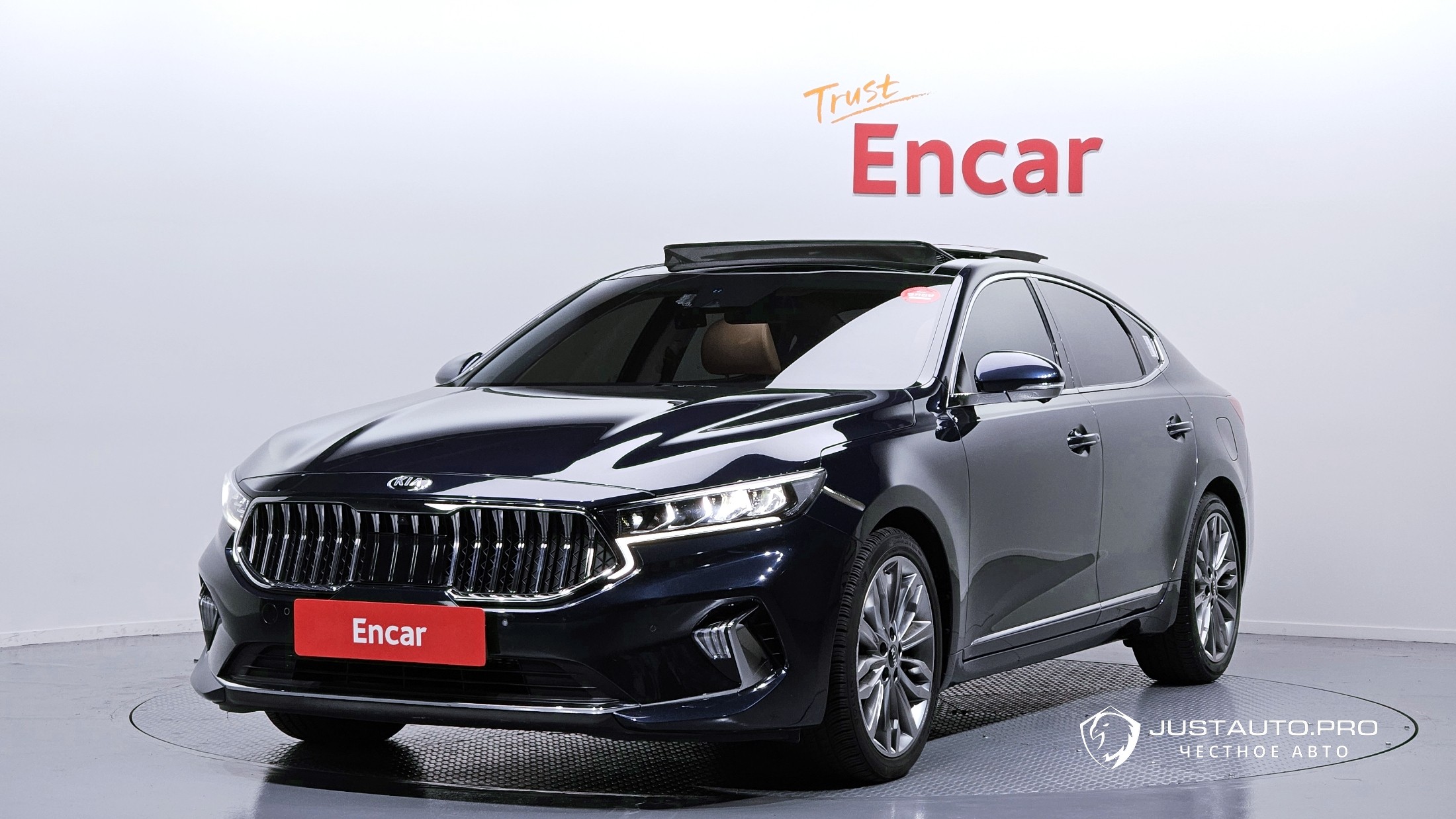 Автомобиль Kia K7