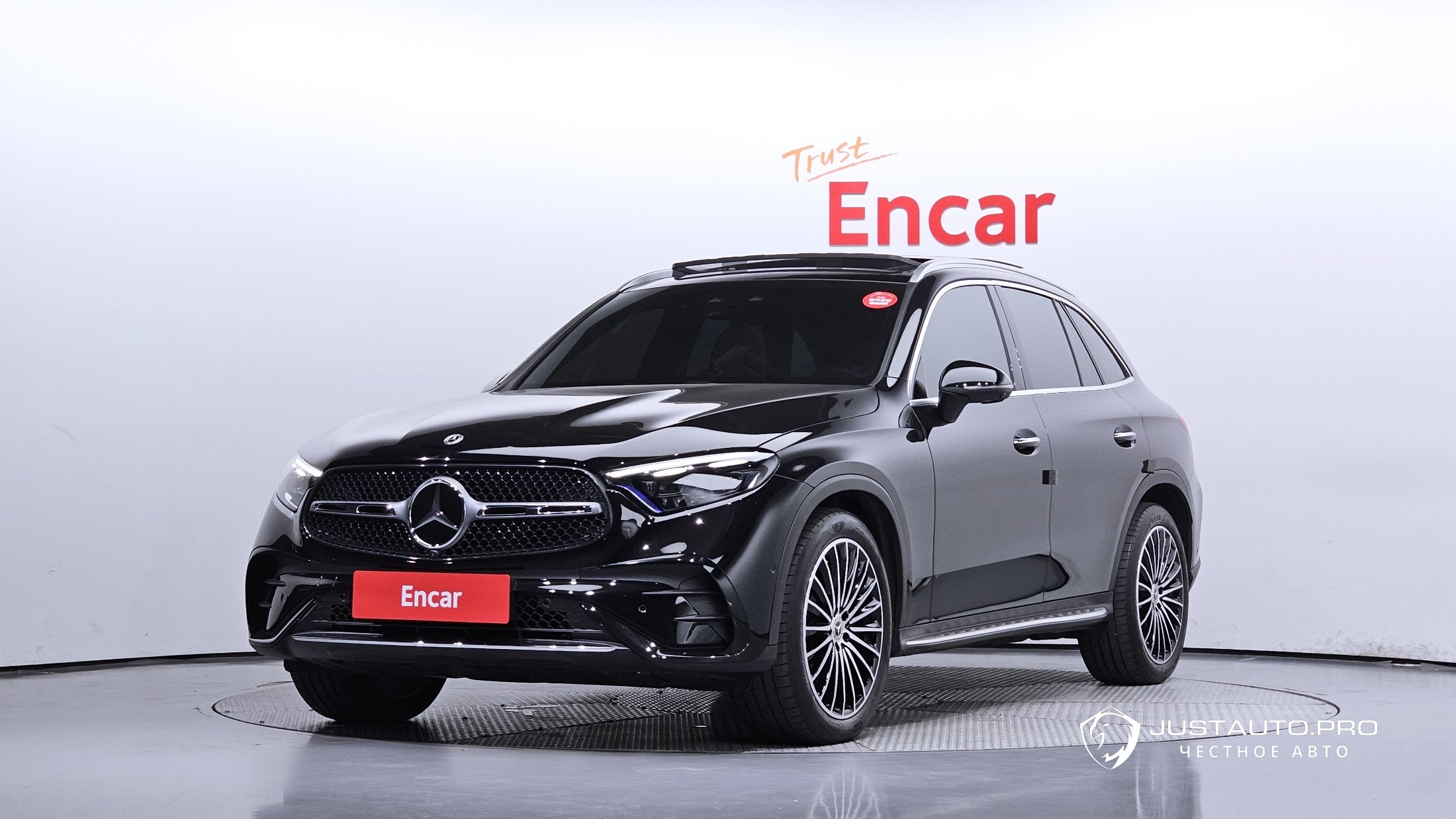 Автомобиль Mercedes-Benz GLC-Class