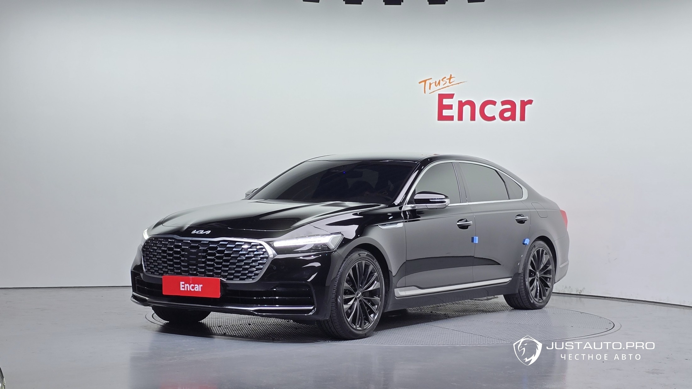 Автомобиль Kia K9