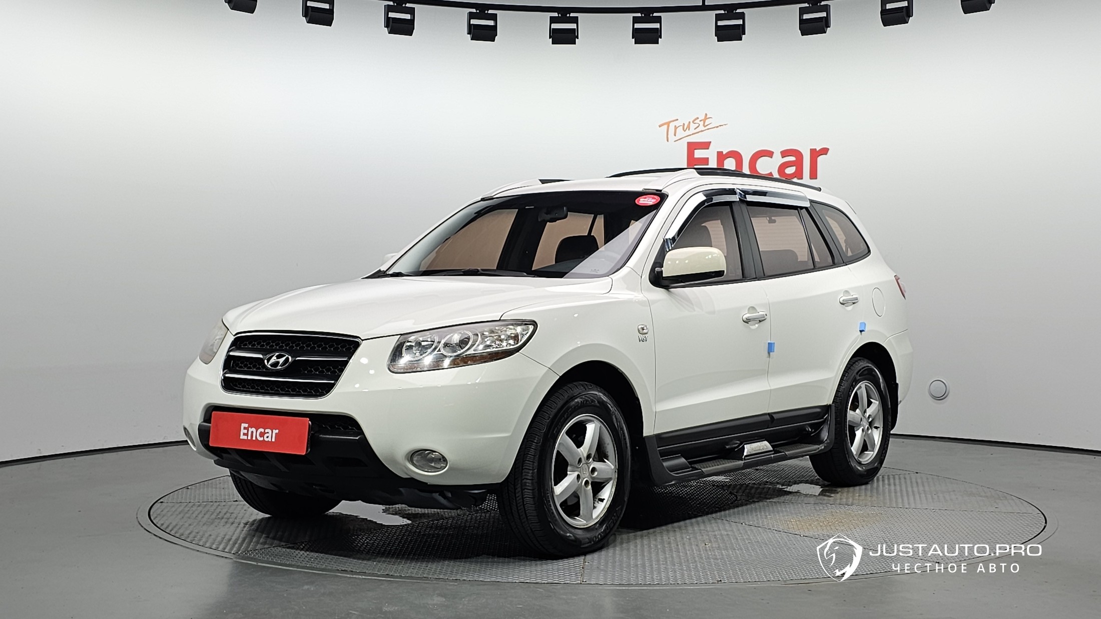 Автомобиль Hyundai Santafe