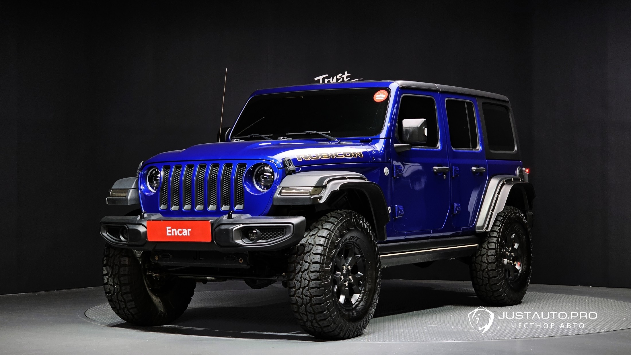 Автомобиль Jeep Wrangler