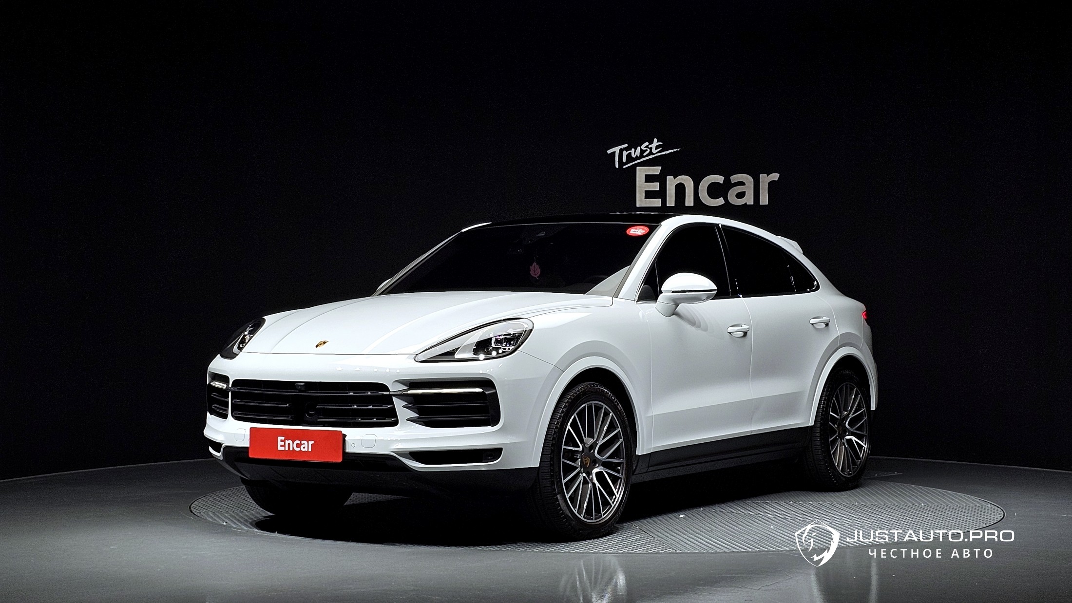 Автомобиль Porsche Cayenne