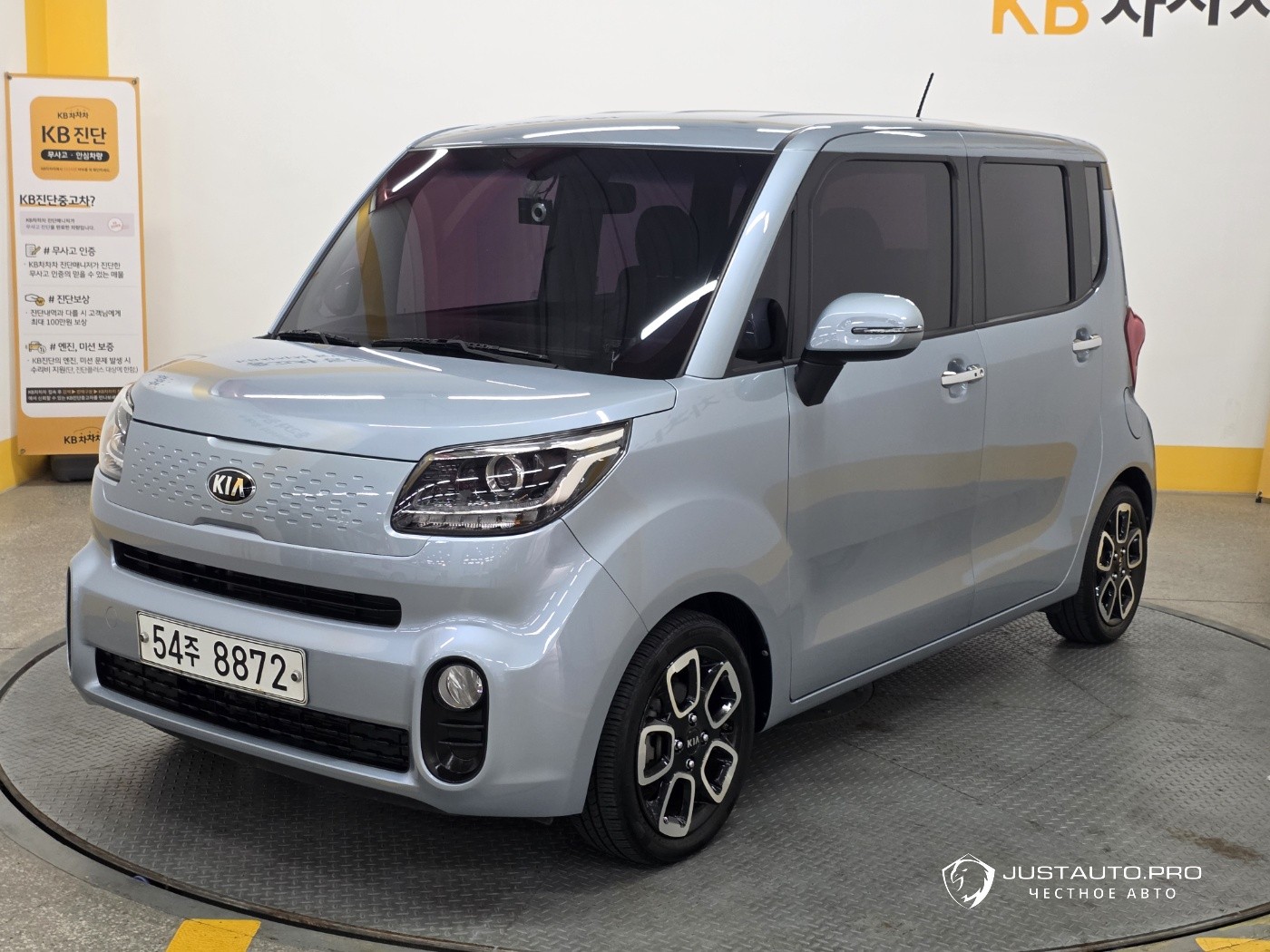 Автомобиль Kia RAY