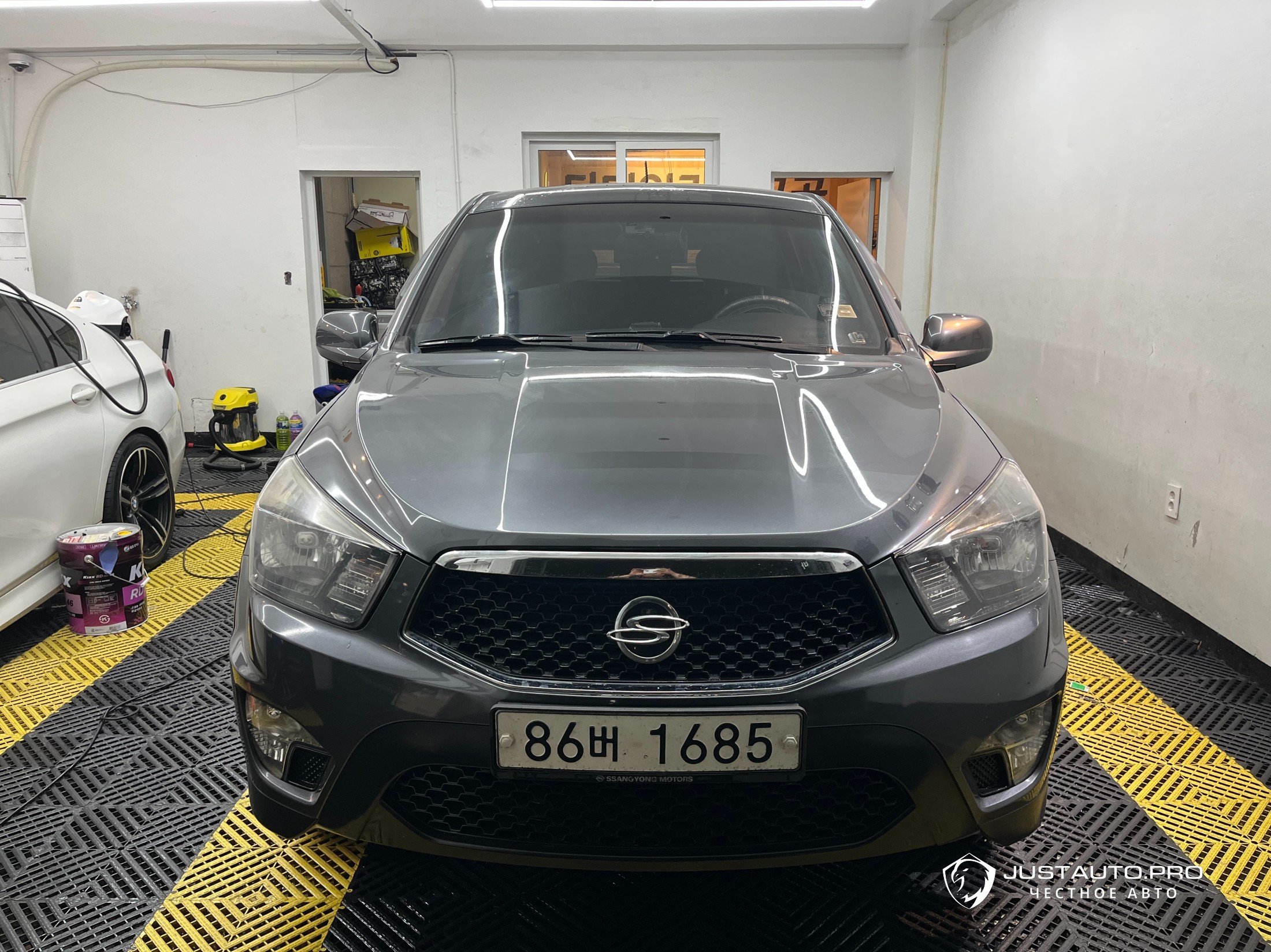 Автомобиль KG_Mobility_Ssangyong KORANDO