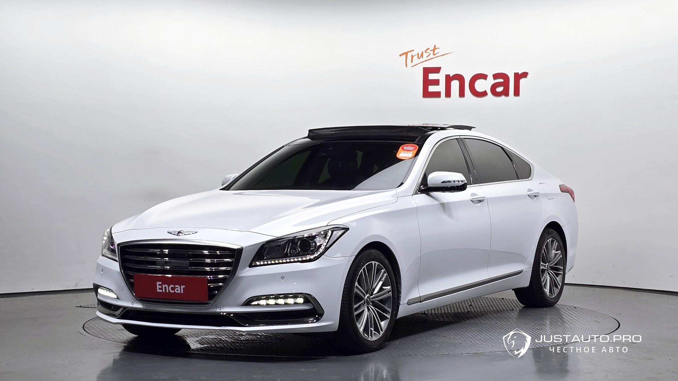 Автомобиль Genesis G80