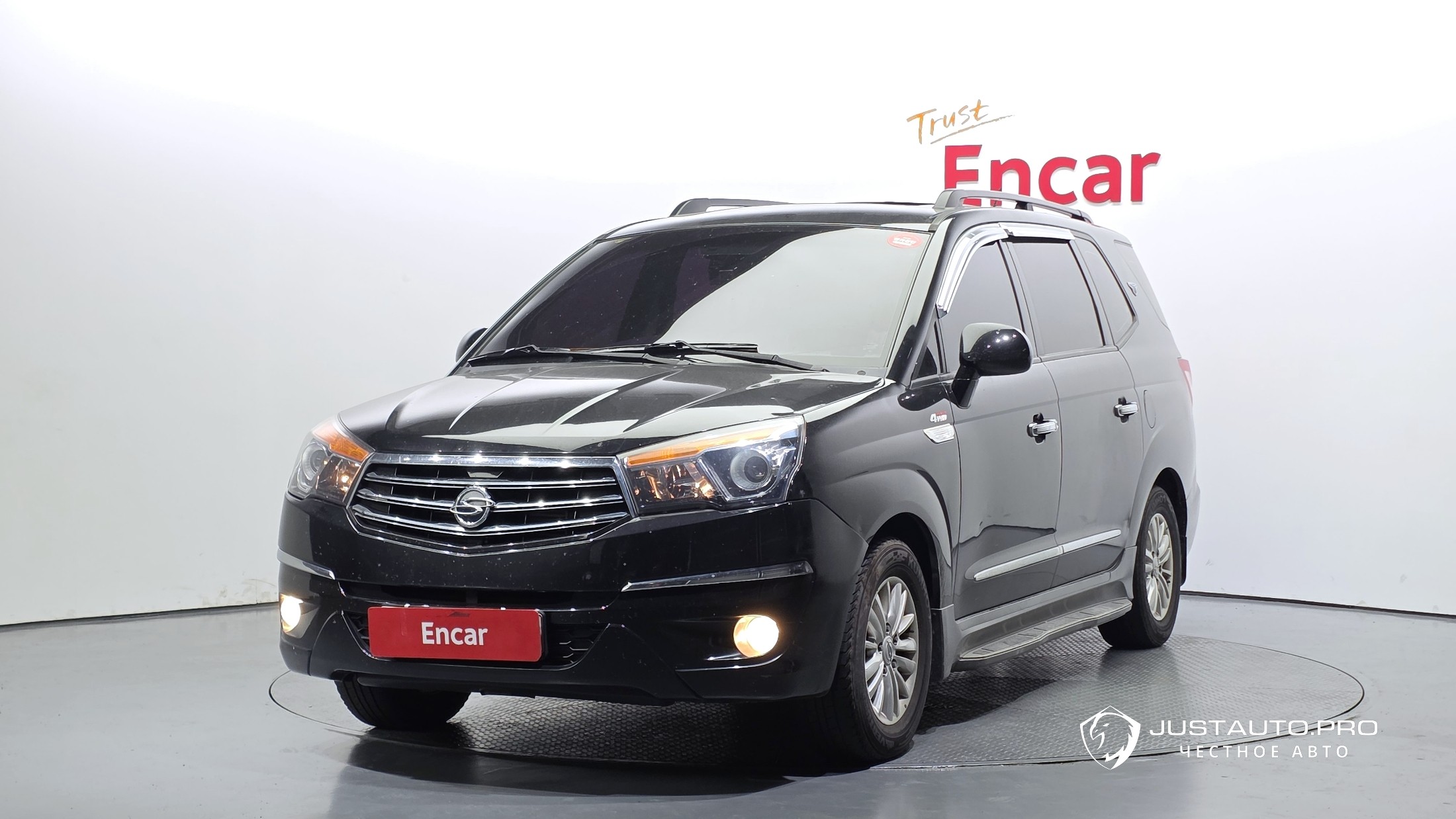 Автомобиль KG_Mobility_Ssangyong KORANDO