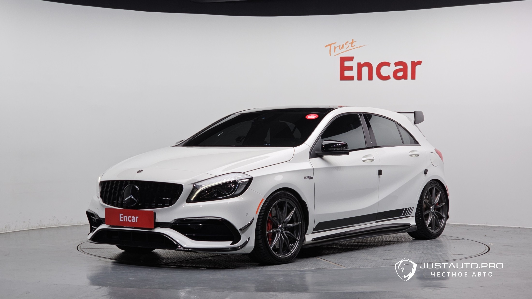 Автомобиль Mercedes-Benz A-Class