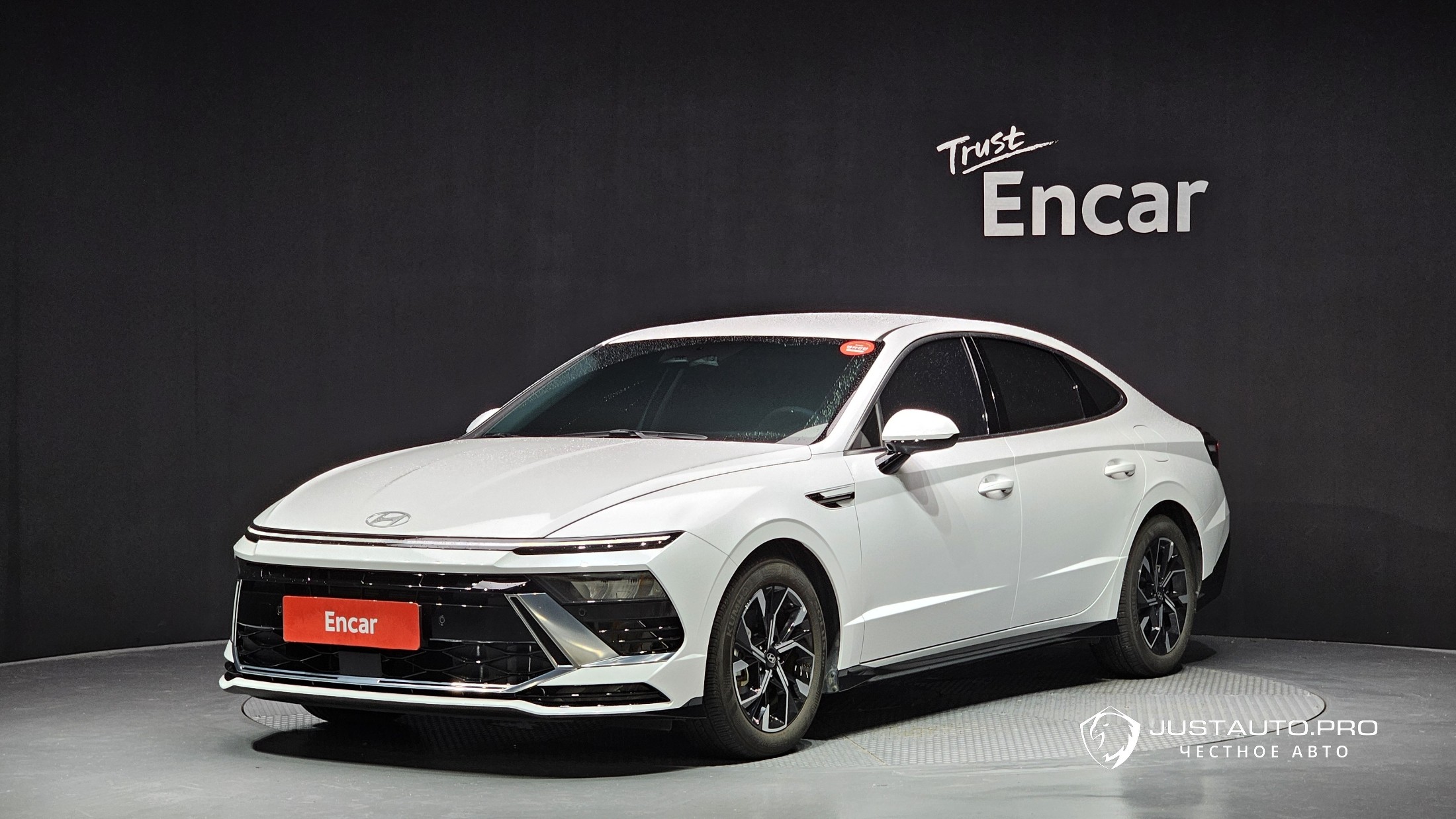 Автомобиль Hyundai Sonata