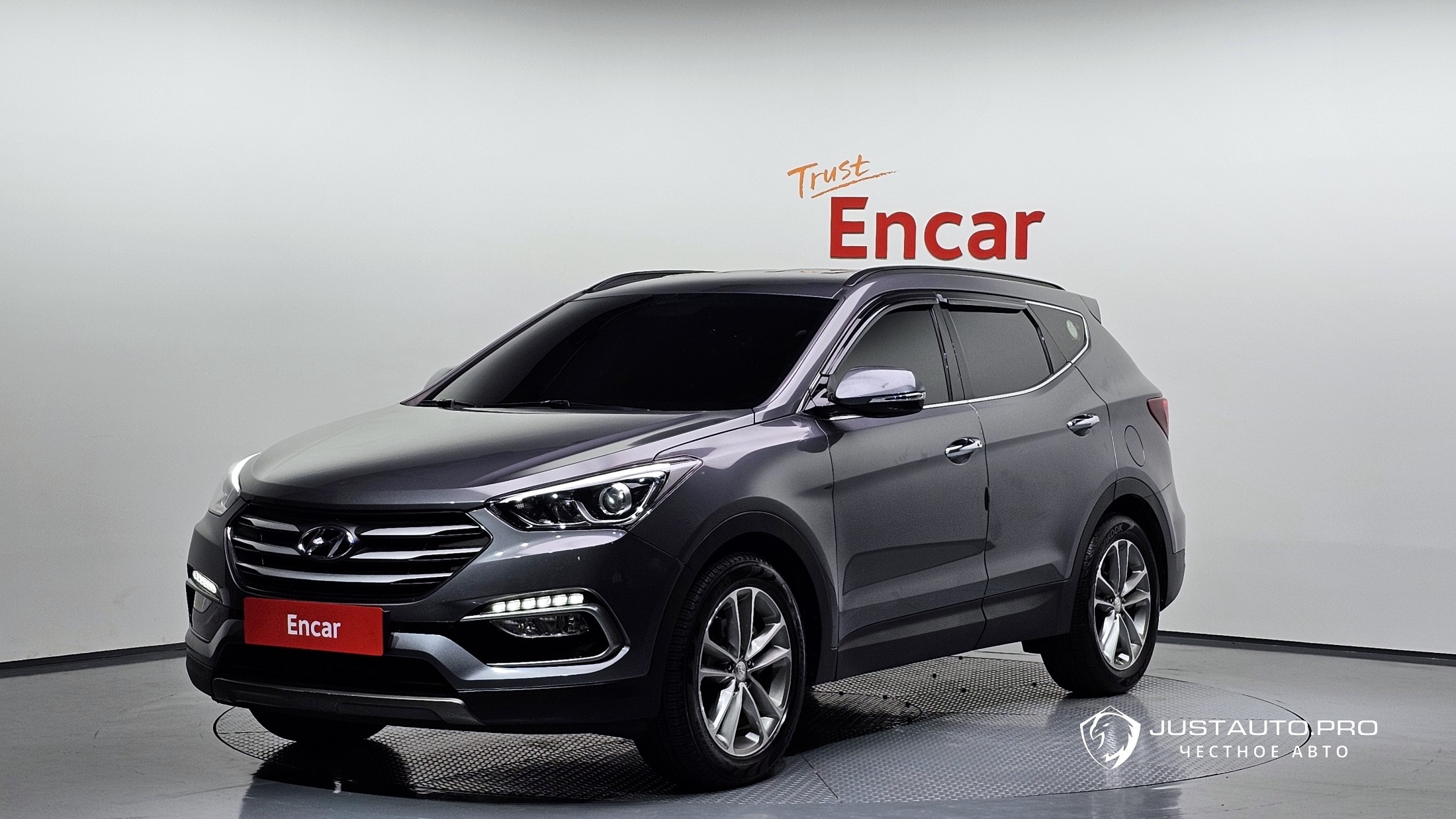 Автомобиль Hyundai Santafe