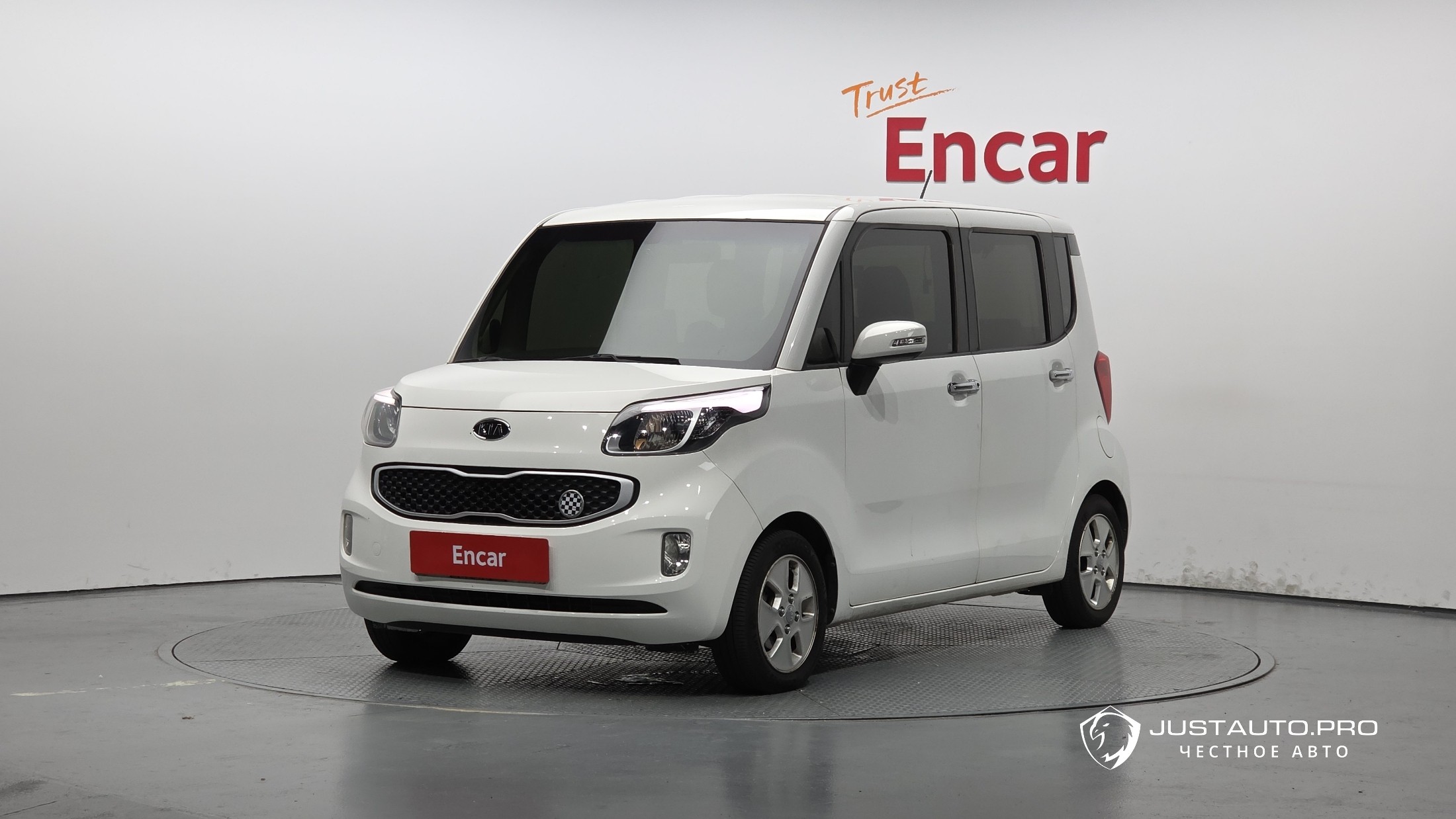 Автомобиль Kia RAY