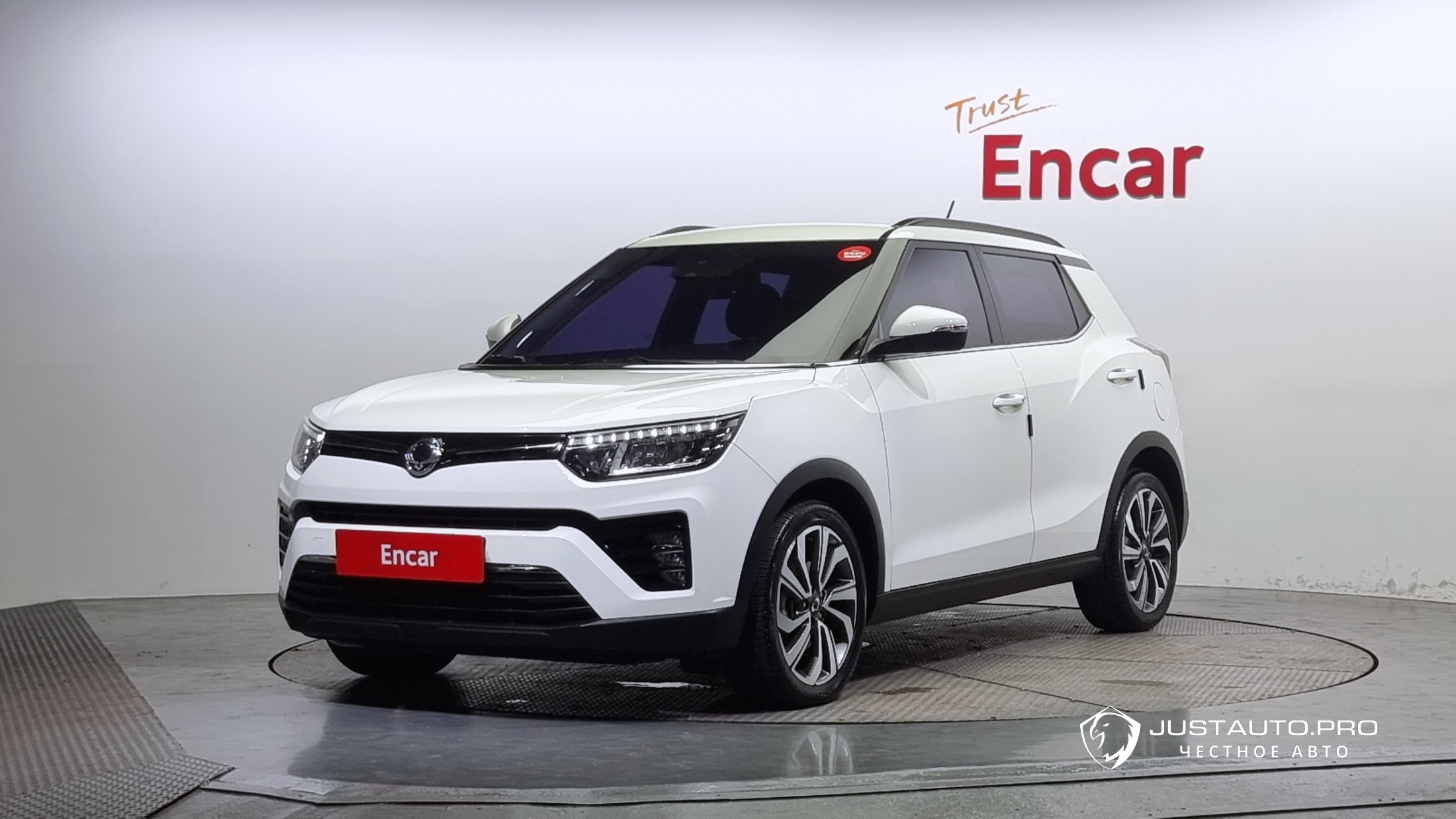 Автомобиль KG_Mobility_Ssangyong TIBOLI