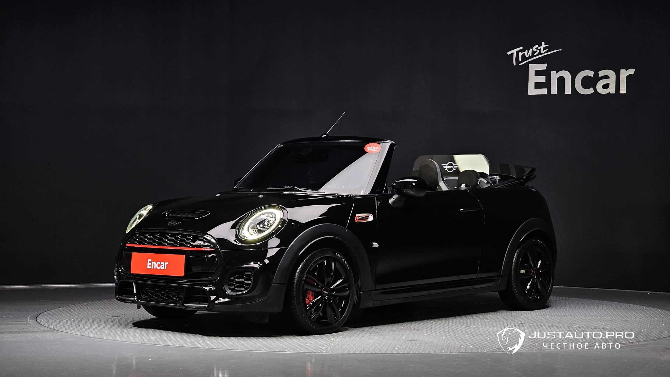 Автомобиль Mini Cooper Convertible