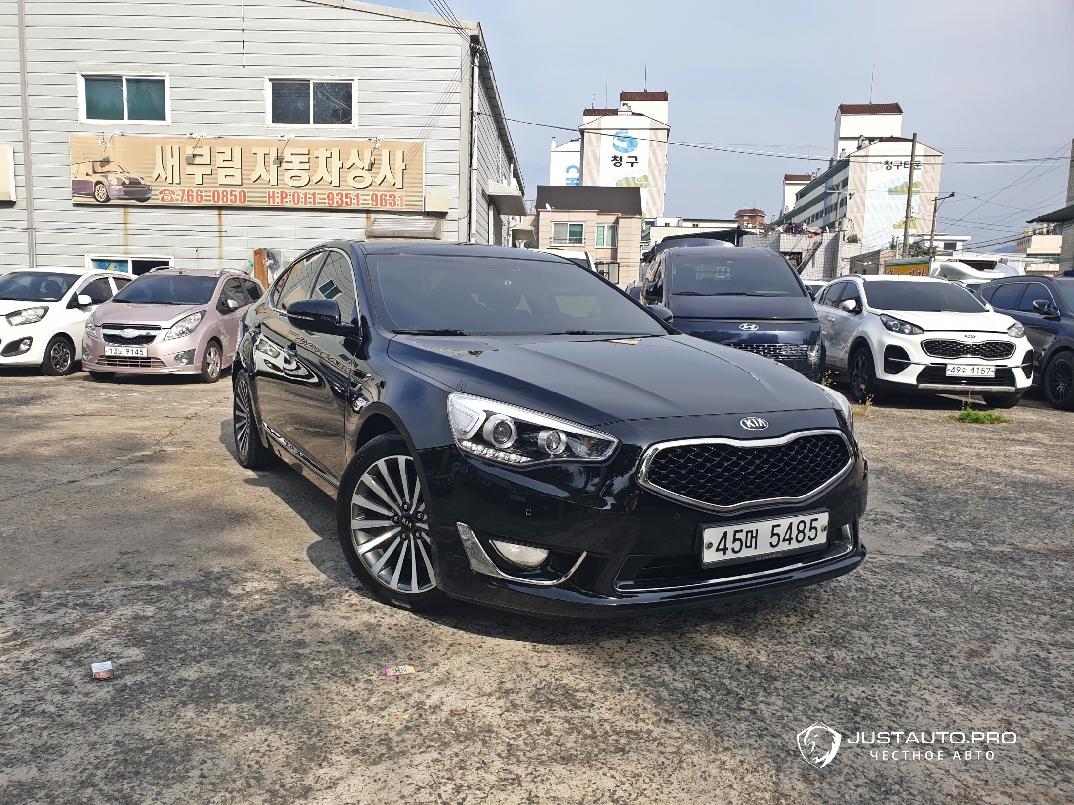 Автомобиль Kia K7