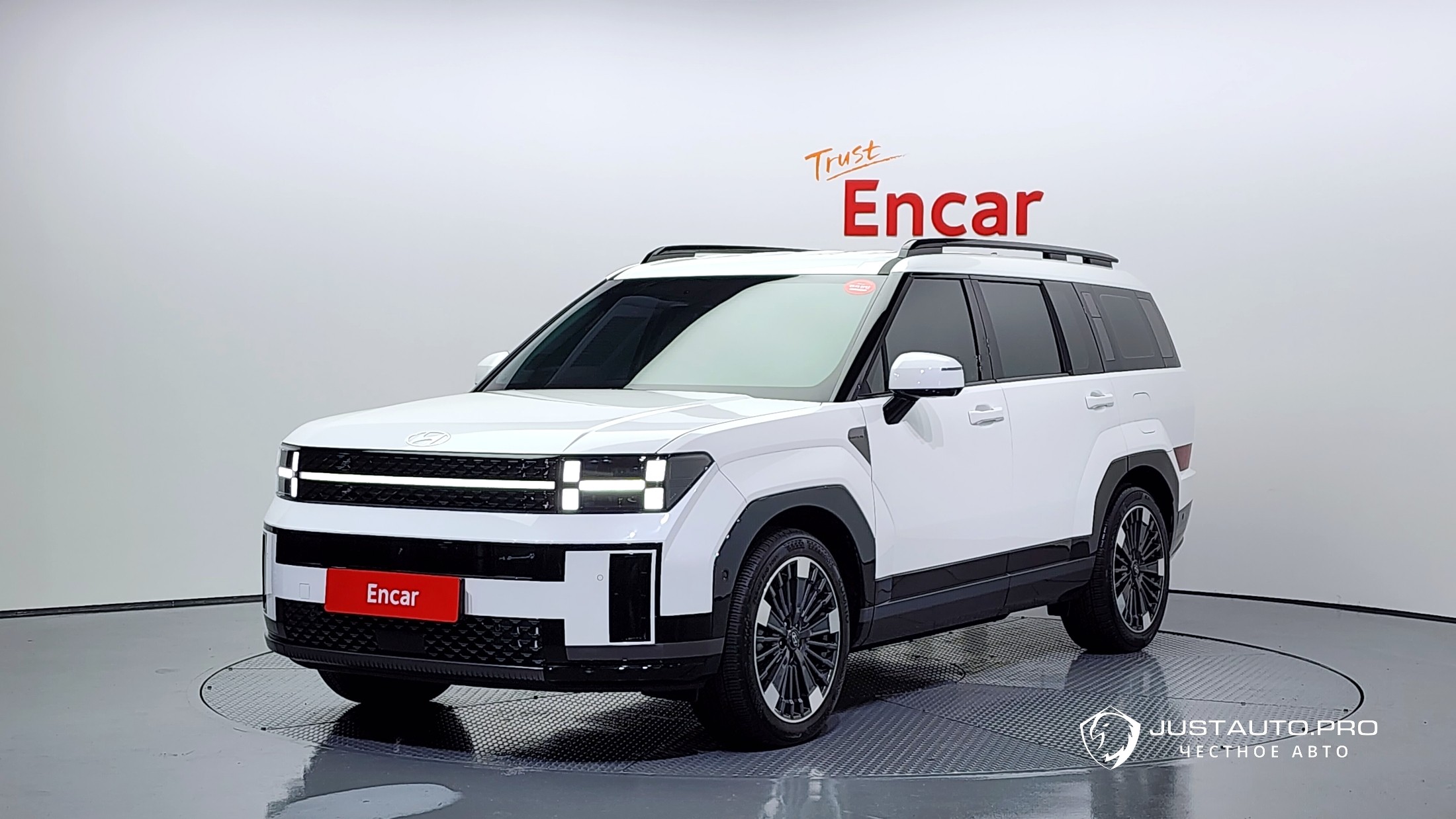 Автомобиль Hyundai Santafe