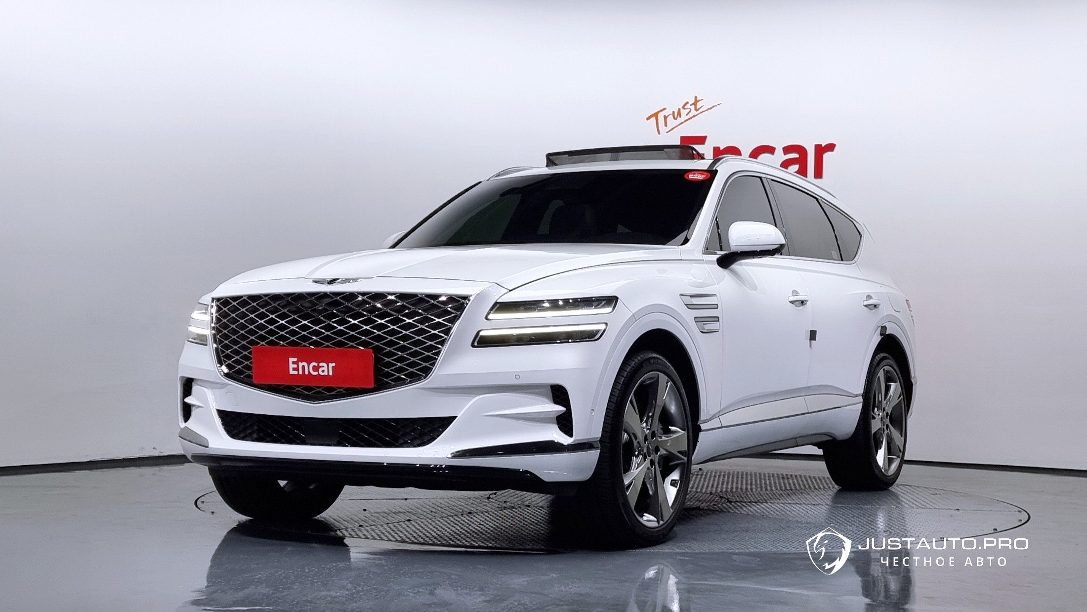 Автомобиль Genesis GV80