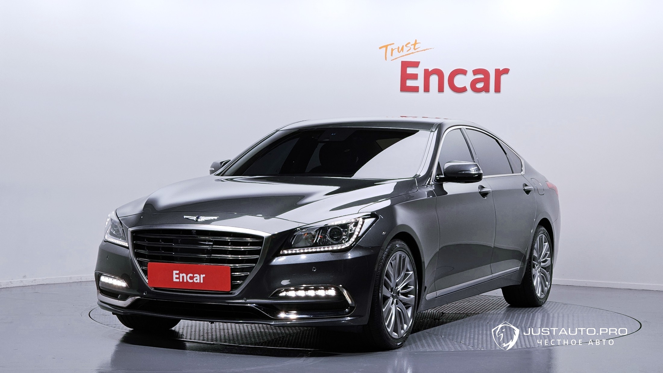 Автомобиль Genesis G80