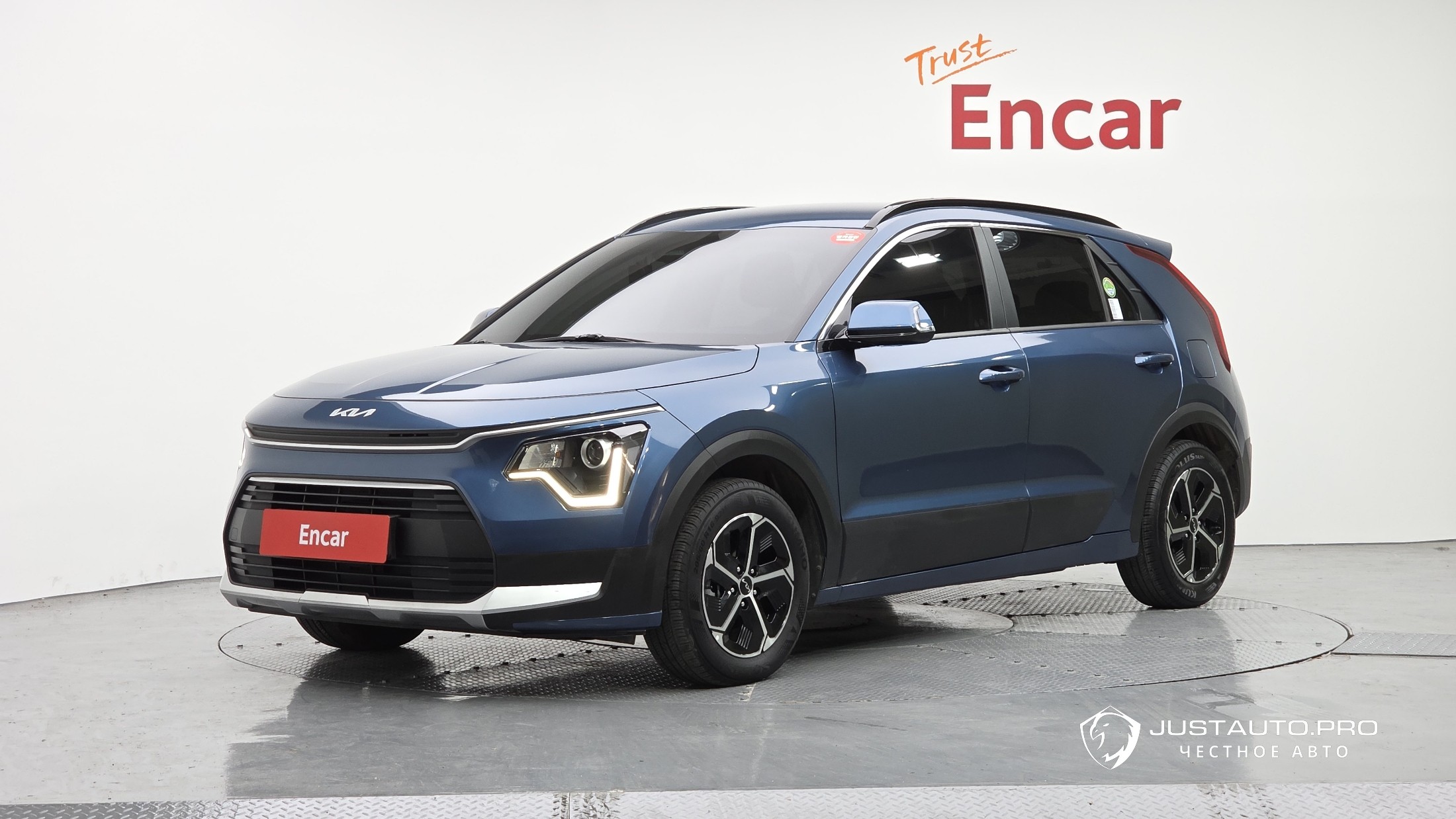 Автомобиль Kia Niro