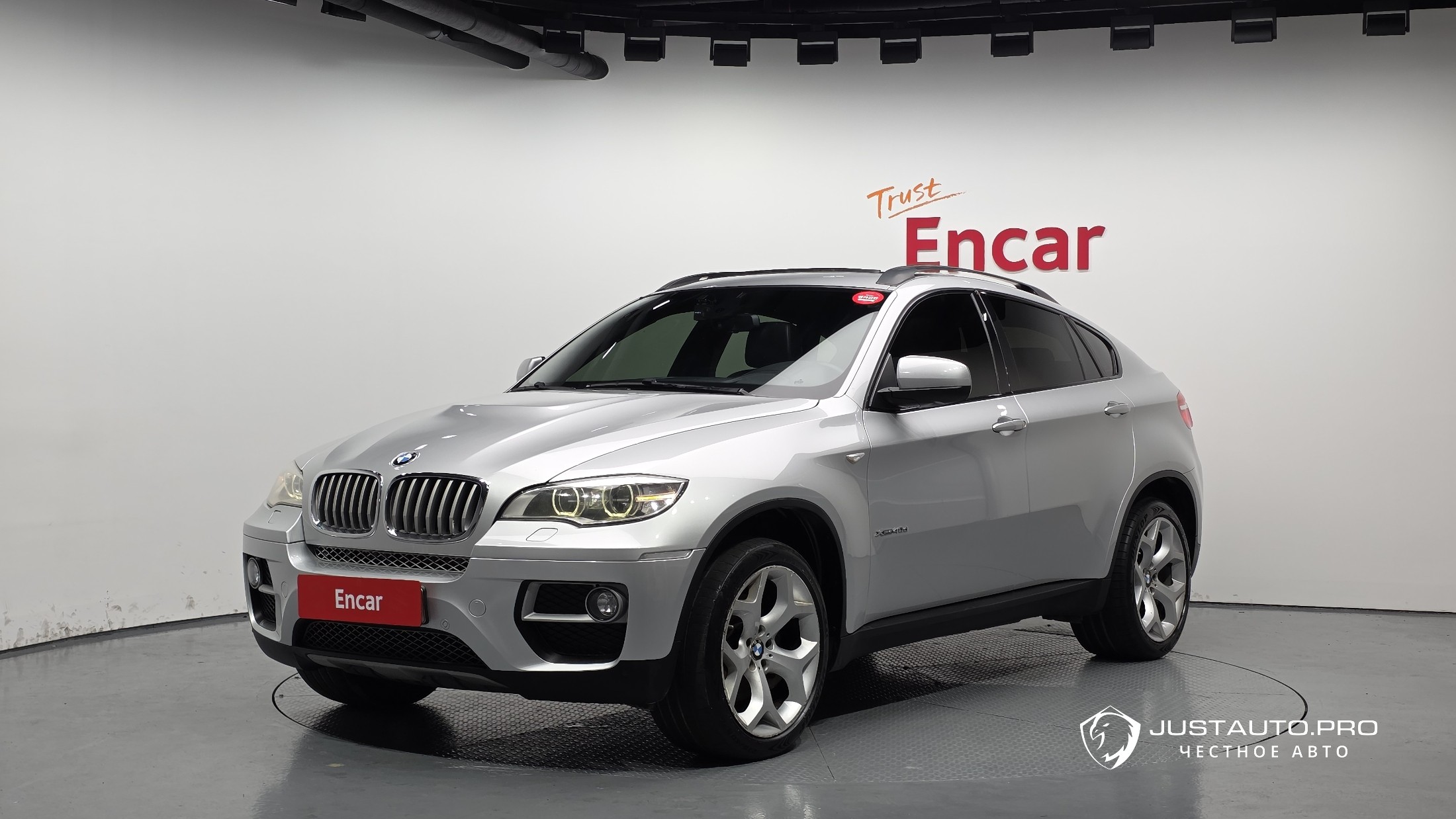 Автомобиль BMW X6