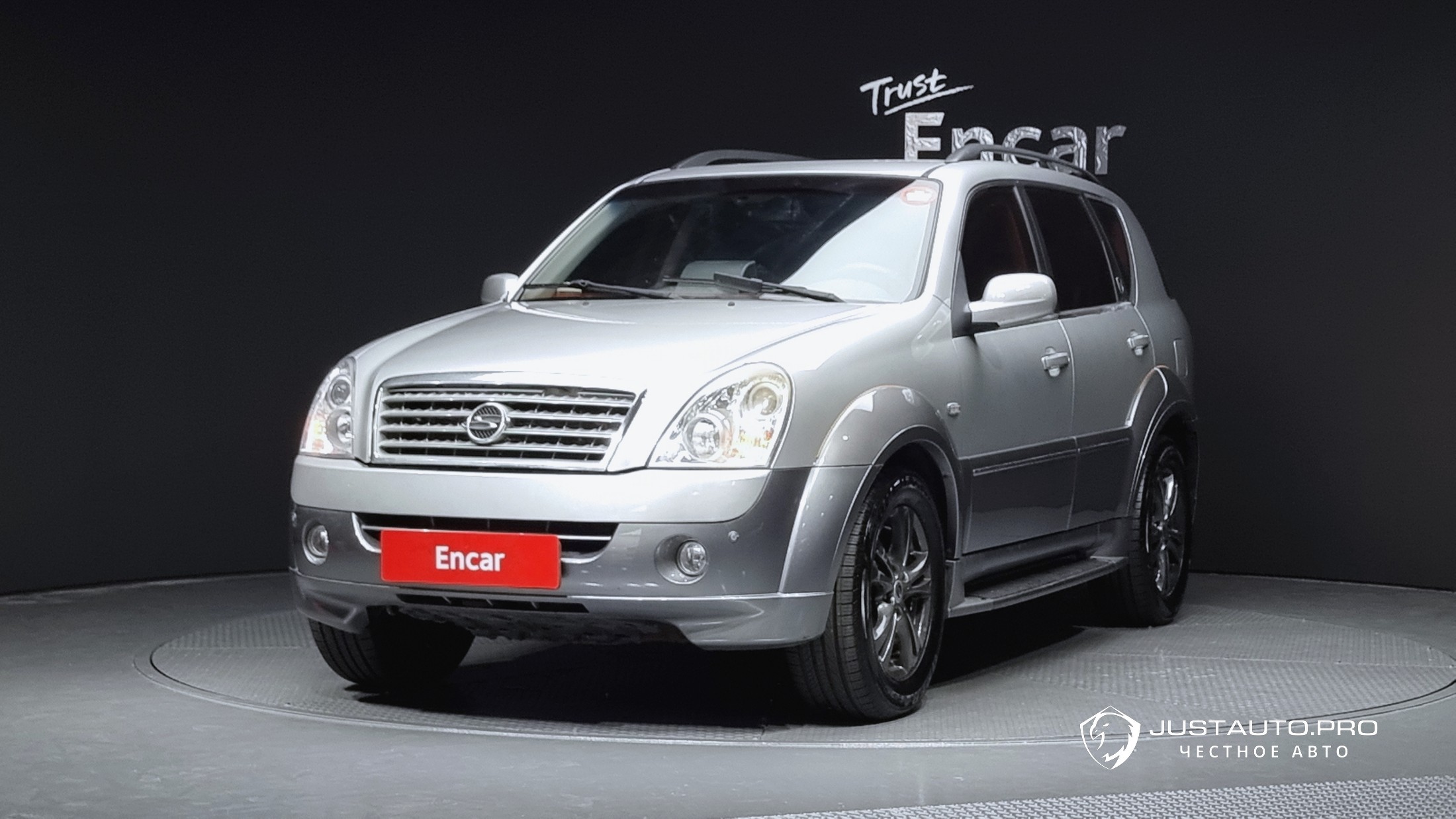 Автомобиль KG_Mobility_Ssangyong Rexton