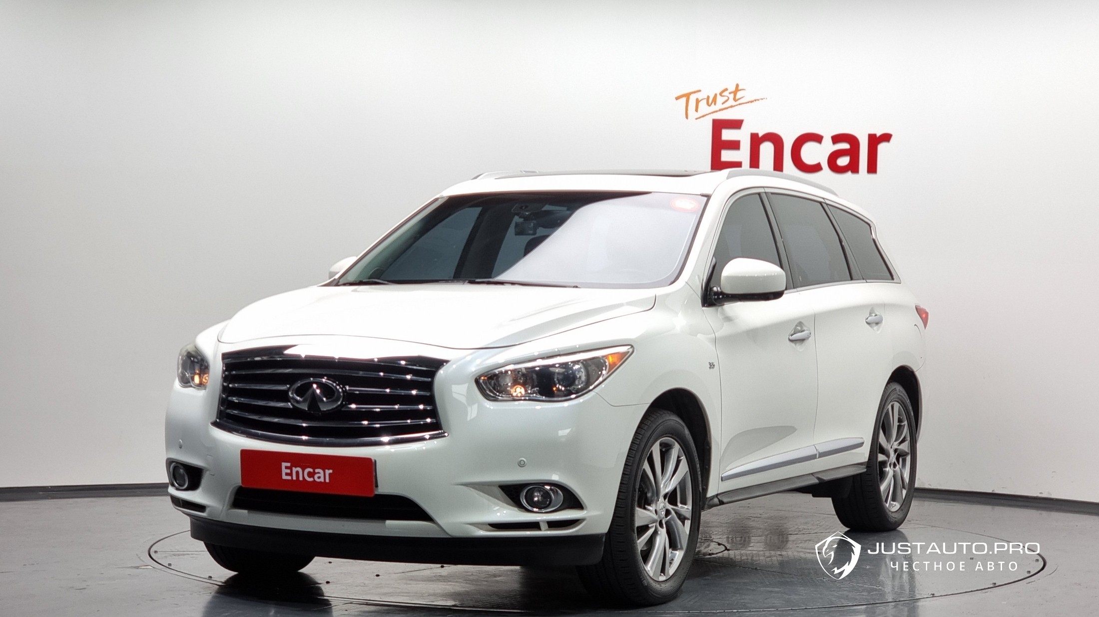 Автомобиль Infiniti QX60