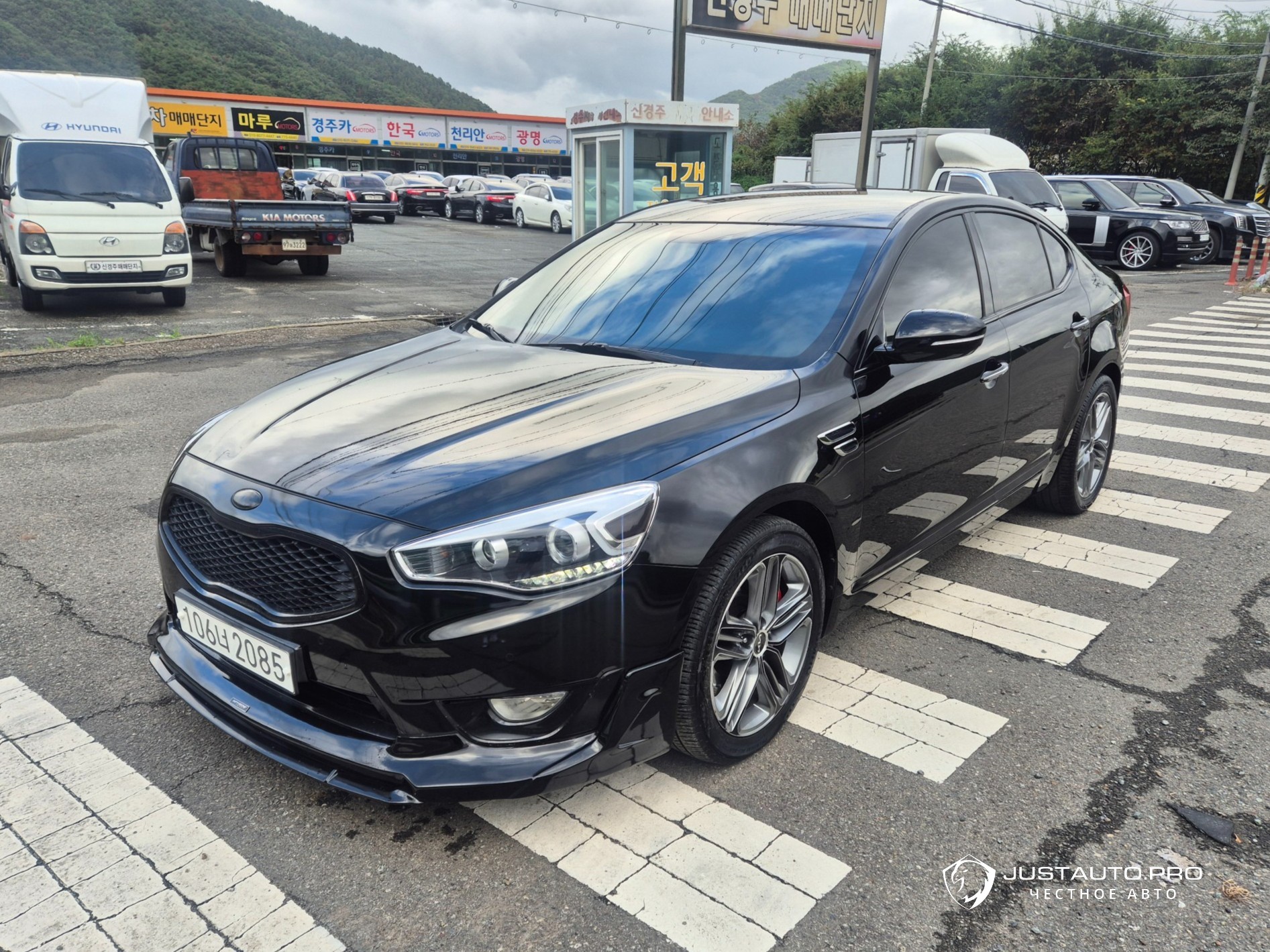 Автомобиль Kia K7