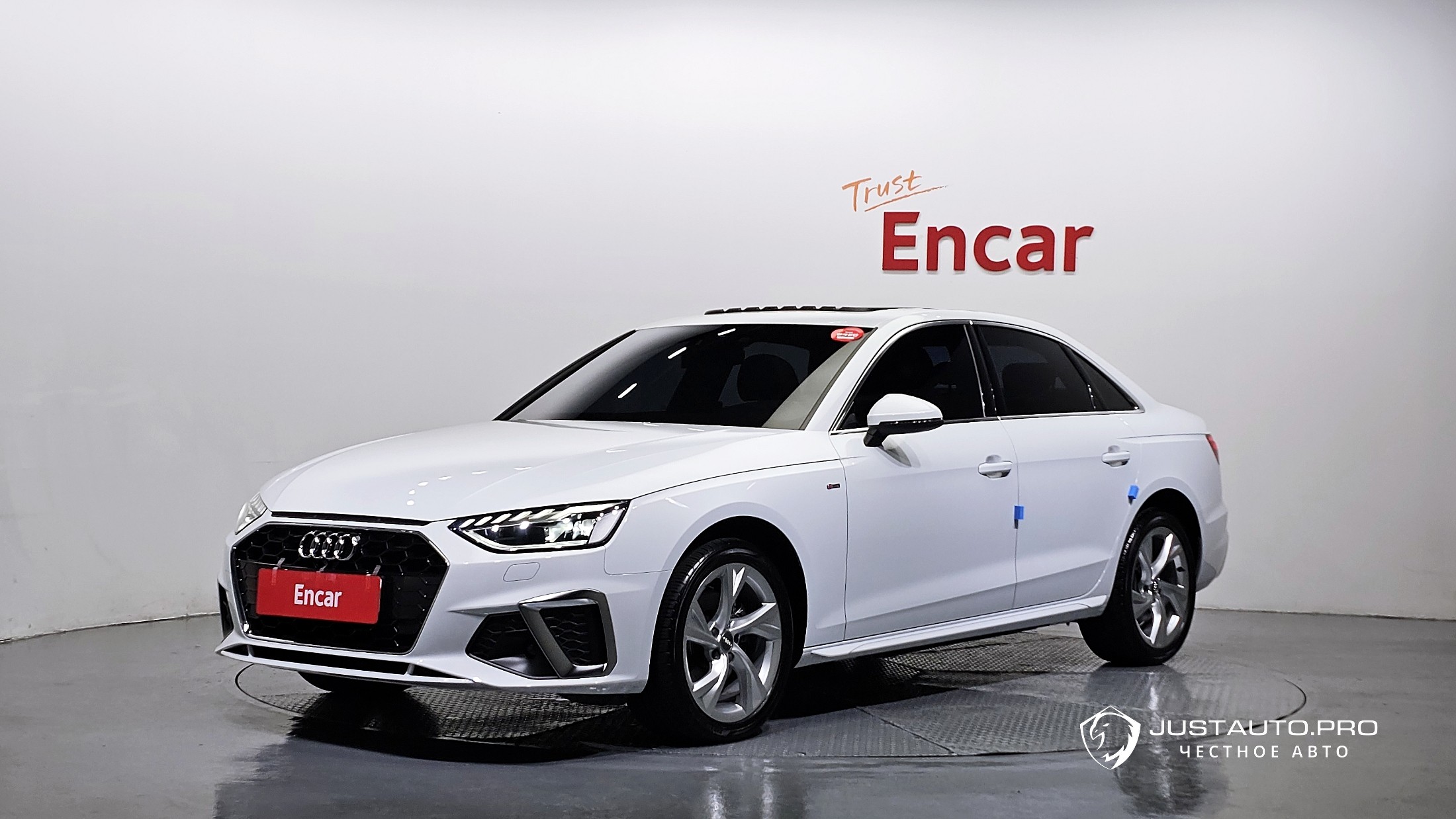 Автомобиль Audi A4