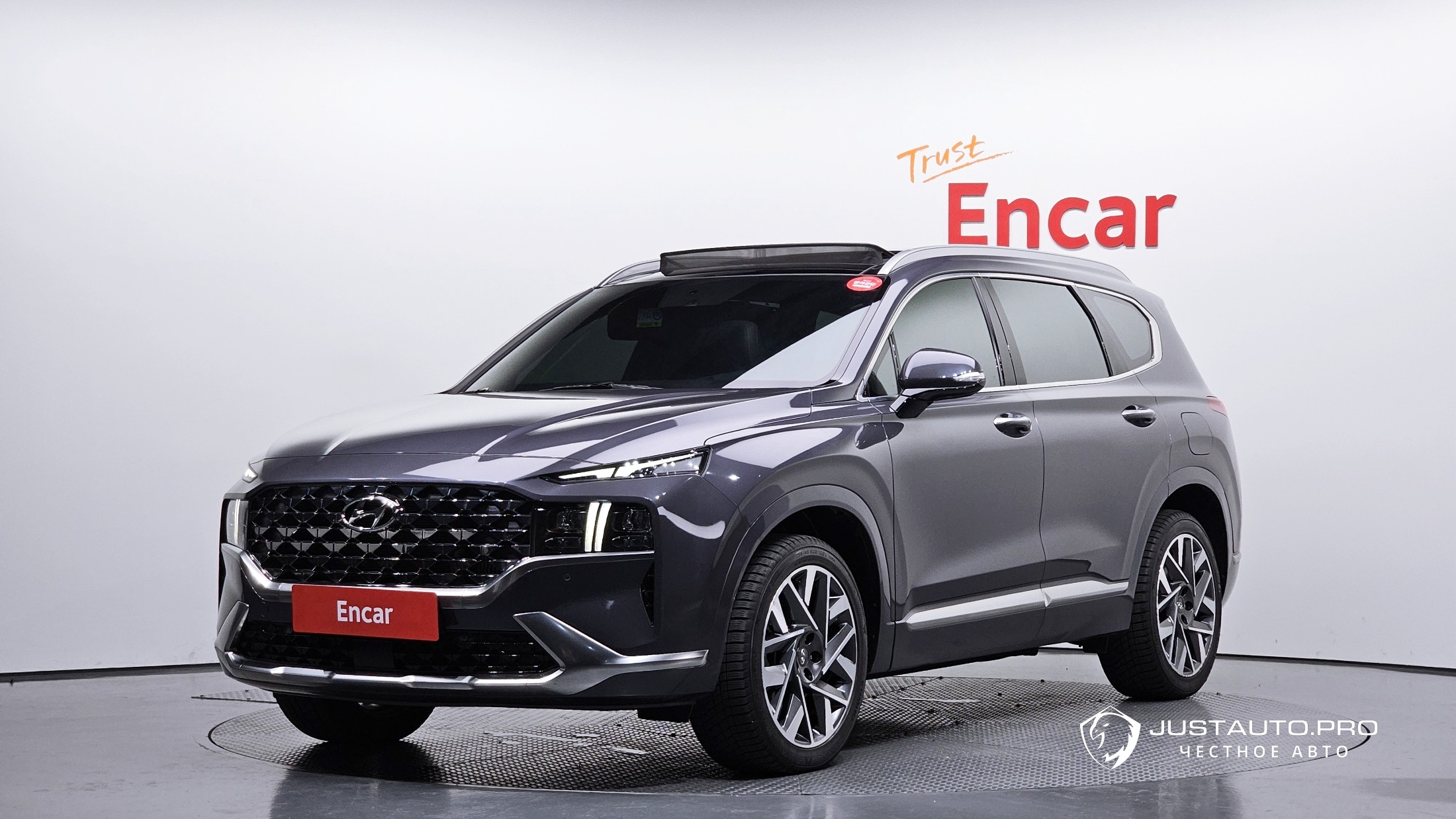 Автомобиль Hyundai Santafe