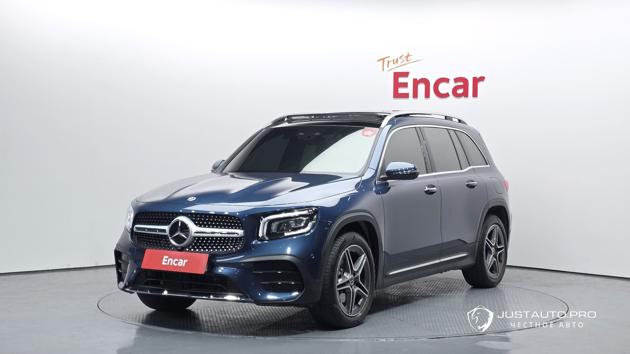 Автомобиль Mercedes-Benz GLB-Class