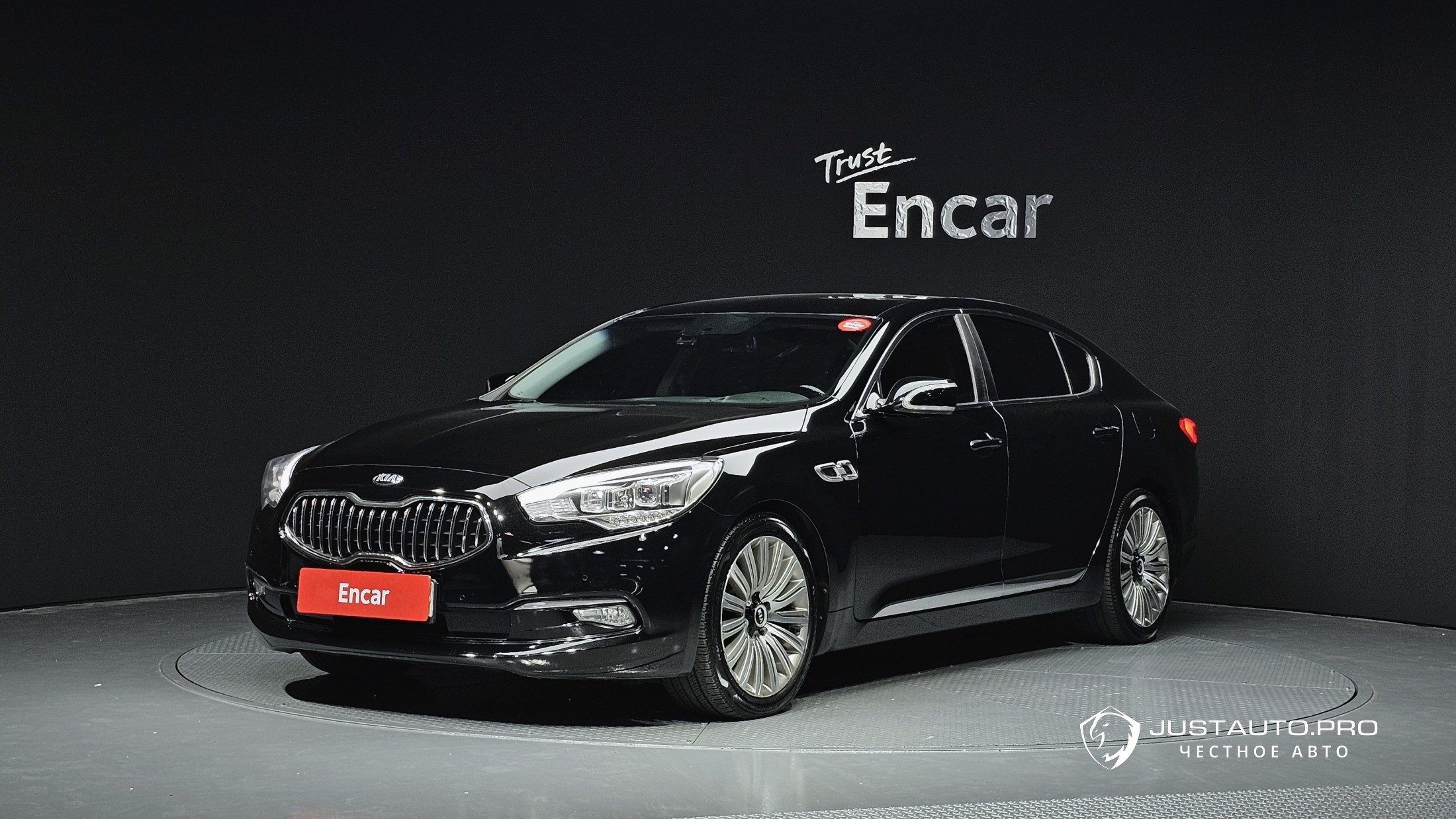 Автомобиль Kia K9