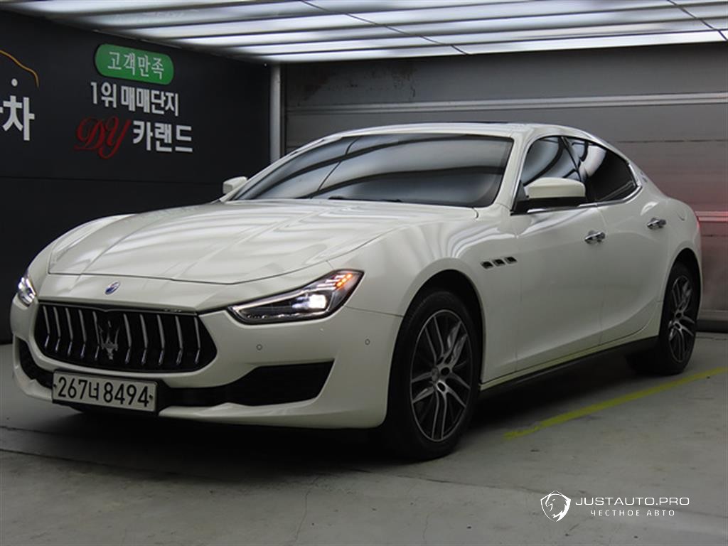 Автомобиль Maserati Ghibli