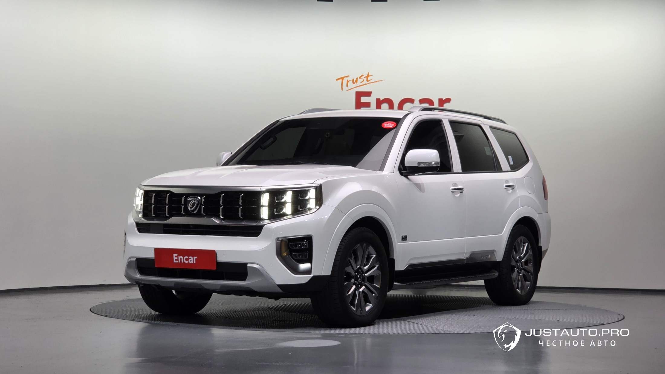 Автомобиль Kia Mohave