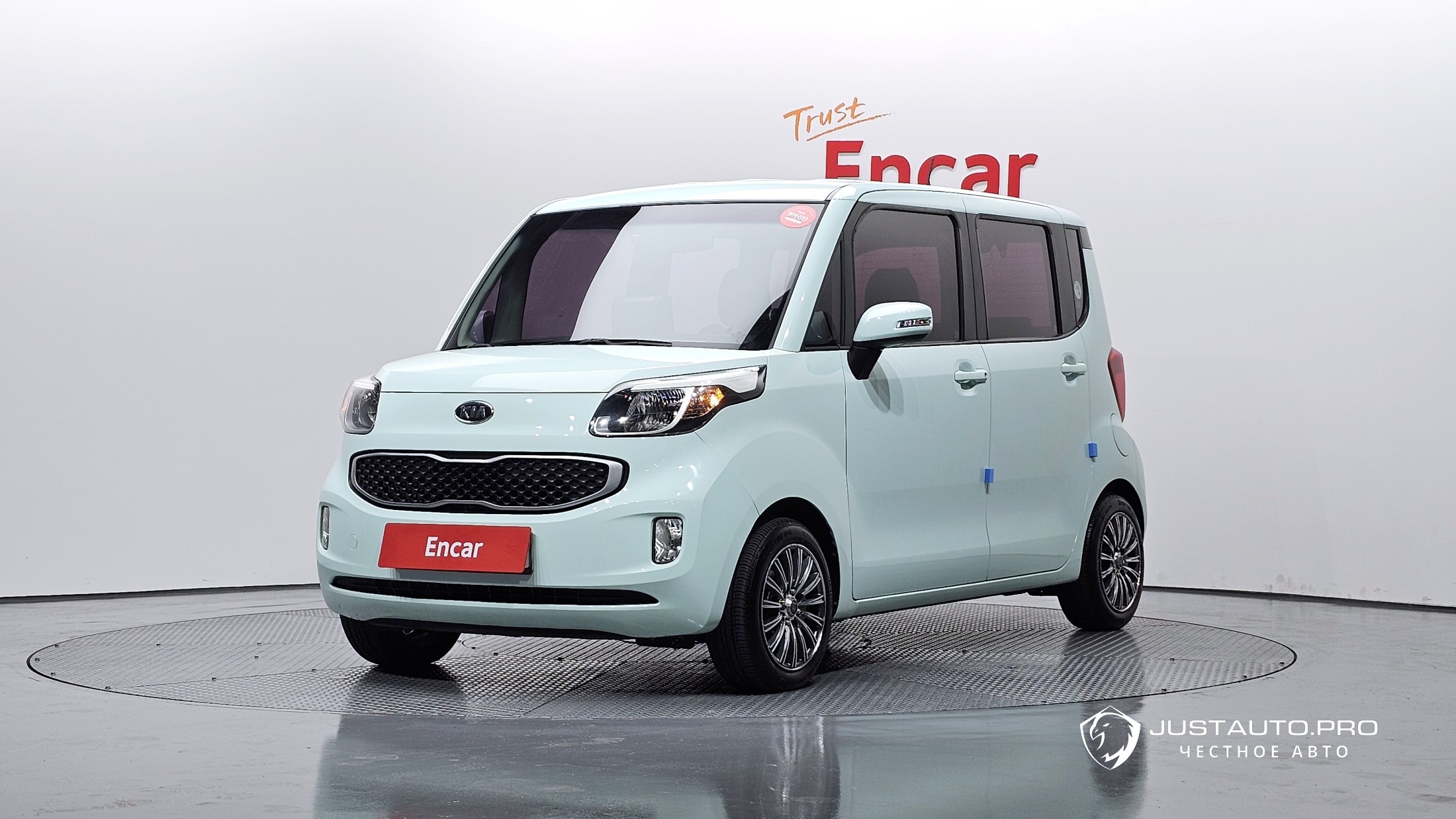 Автомобиль Kia RAY