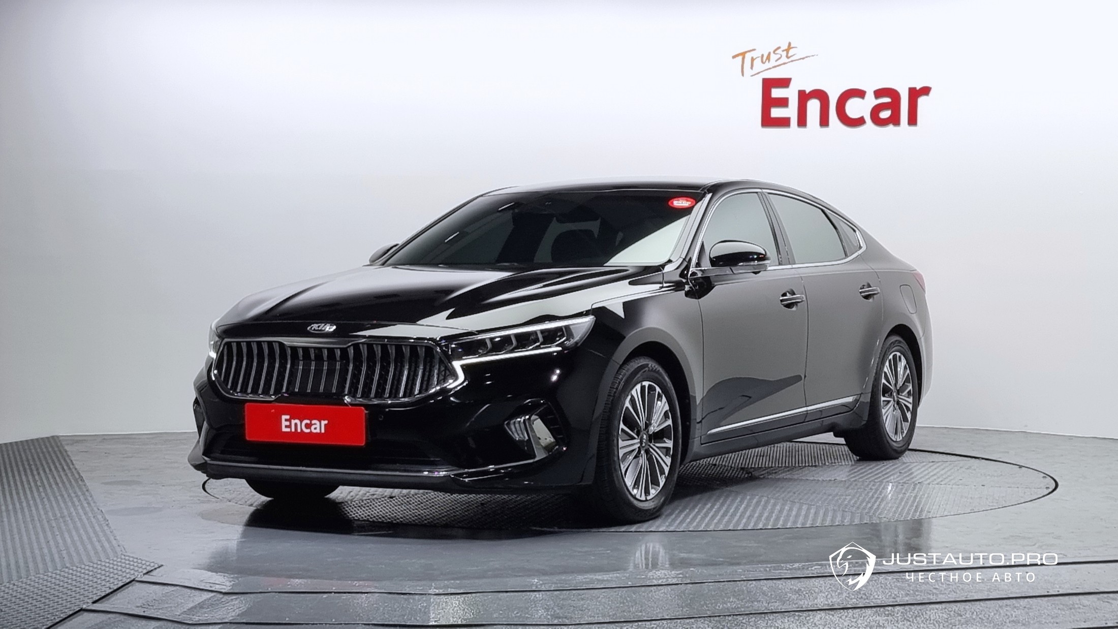 Автомобиль Kia K7