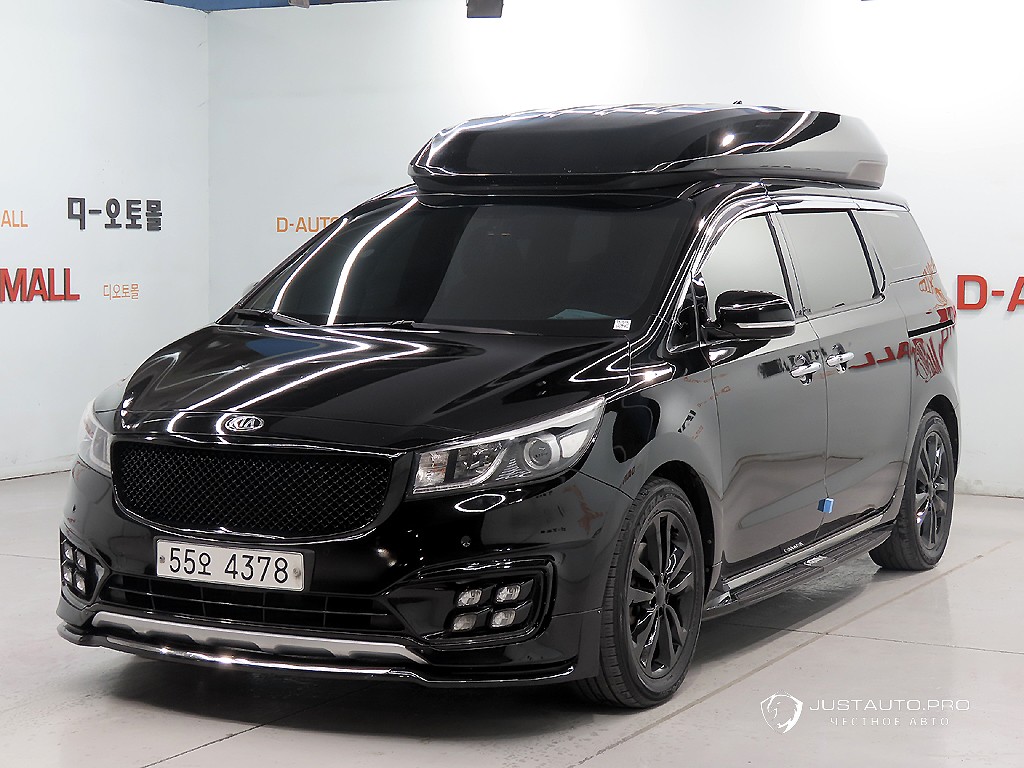 Автомобиль Kia Canival