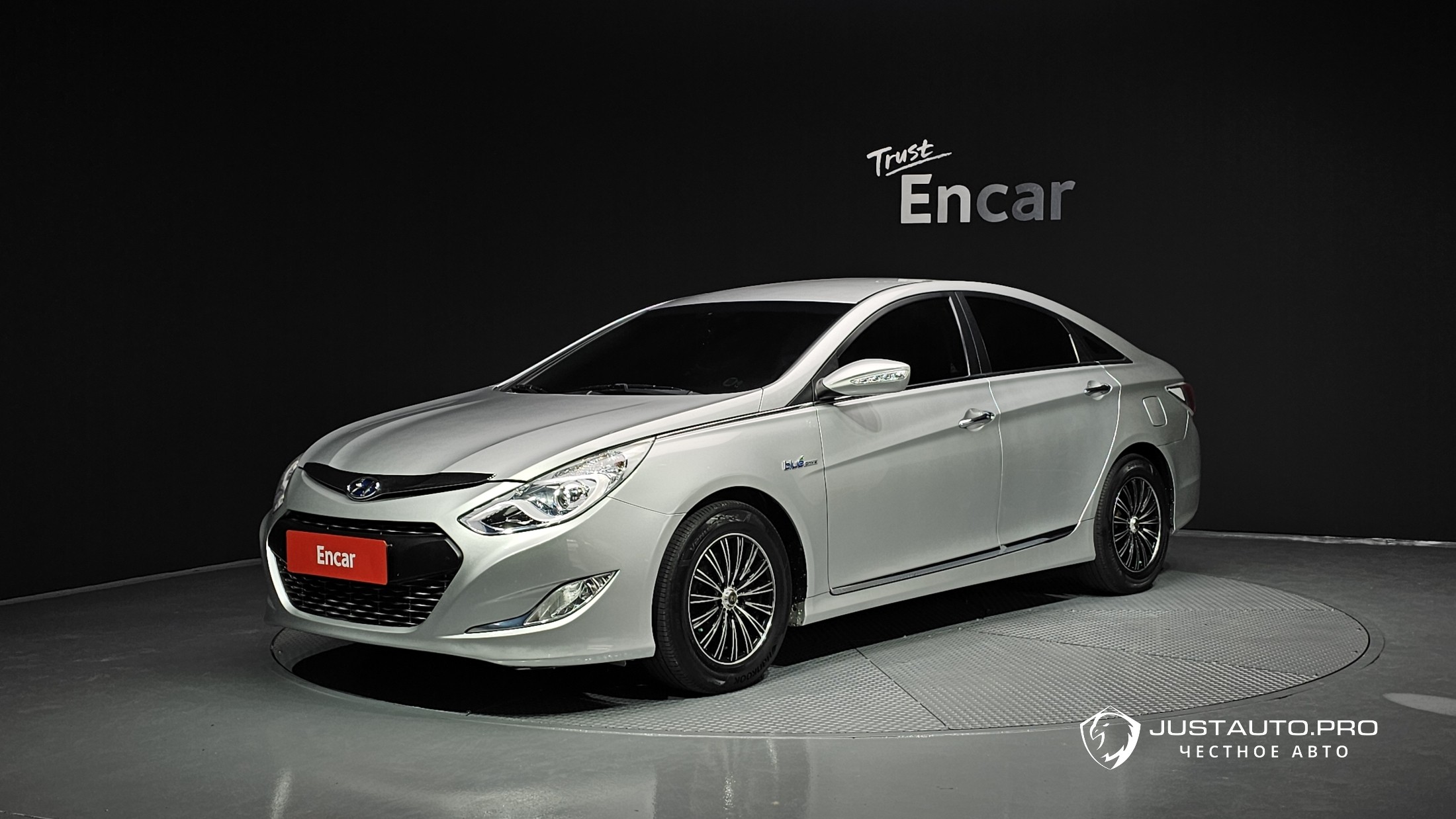 Автомобиль Hyundai Sonata
