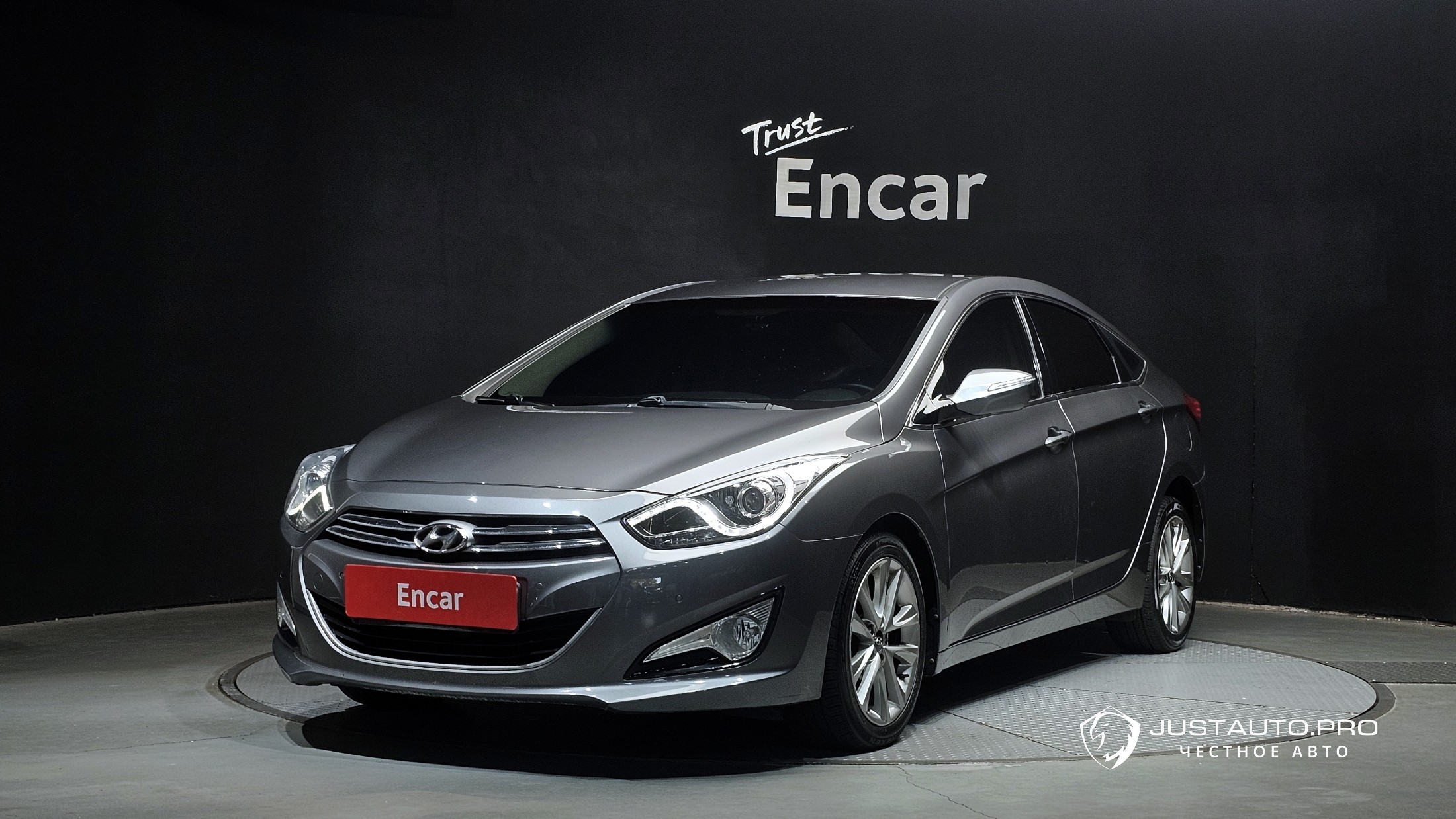 Автомобиль Hyundai i40