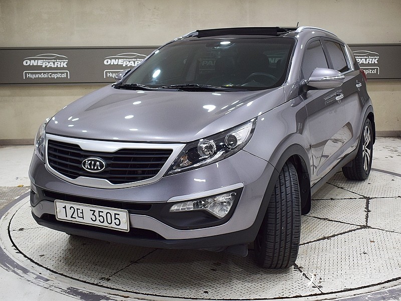 Автомобиль Kia Sportage