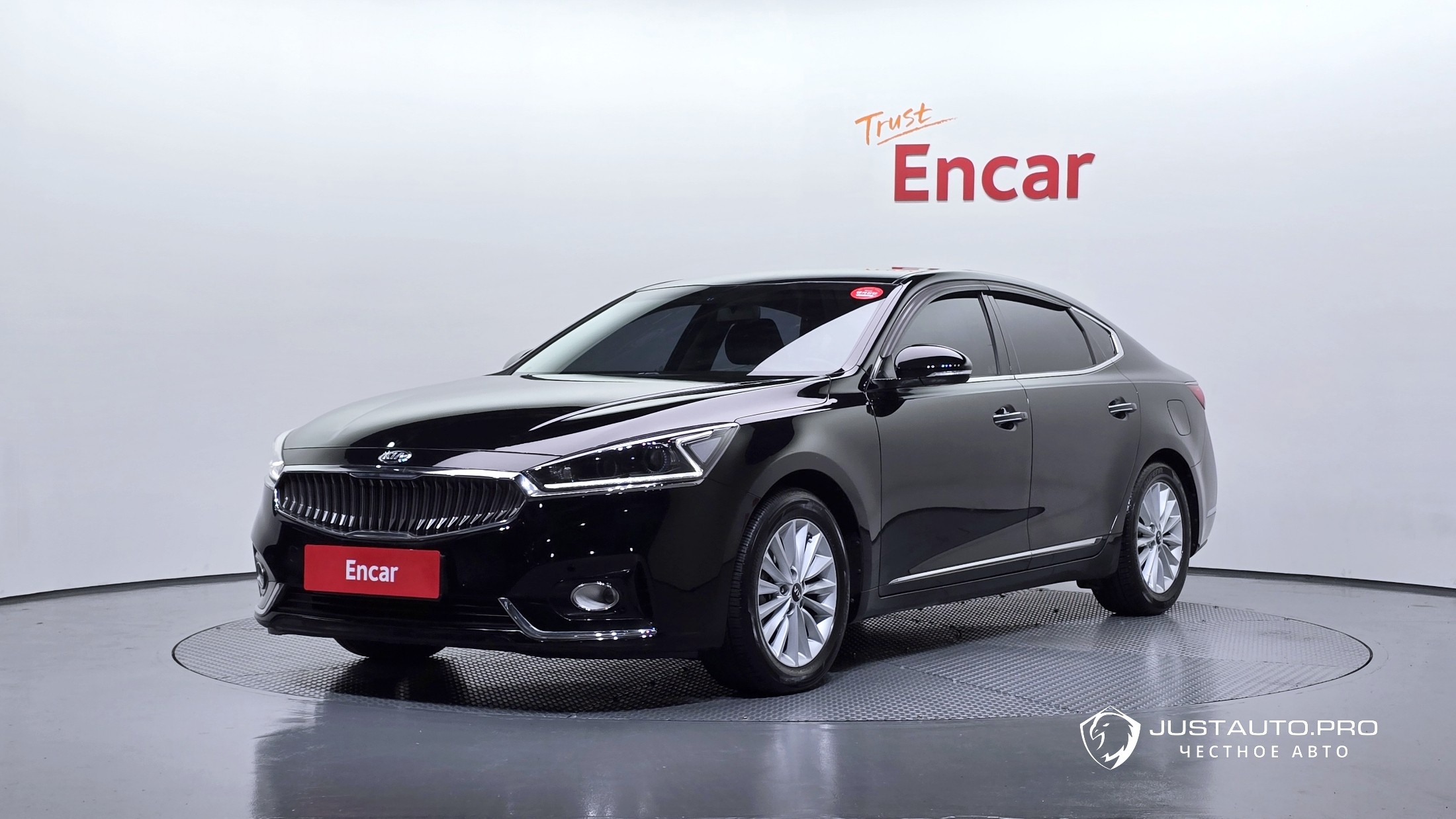 Автомобиль Kia K7