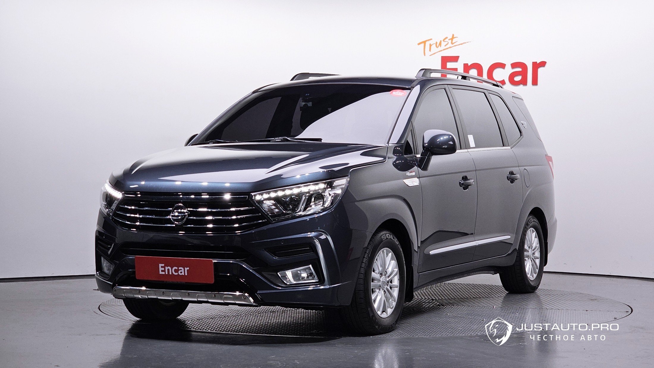 Автомобиль KG_Mobility_Ssangyong KORANDO