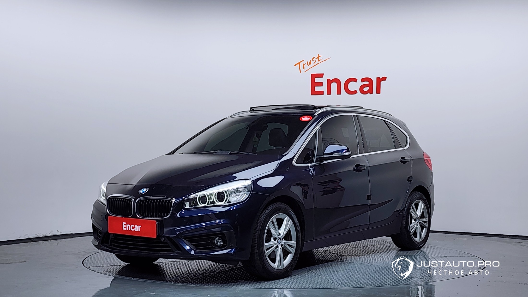 Автомобиль BMW 2-Series