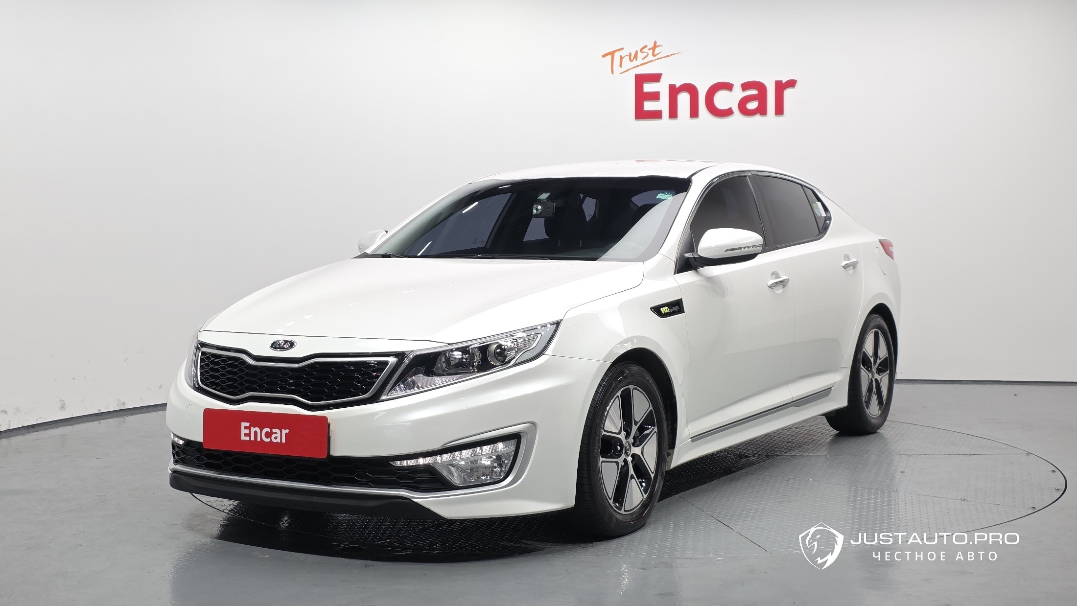 Автомобиль Kia K5