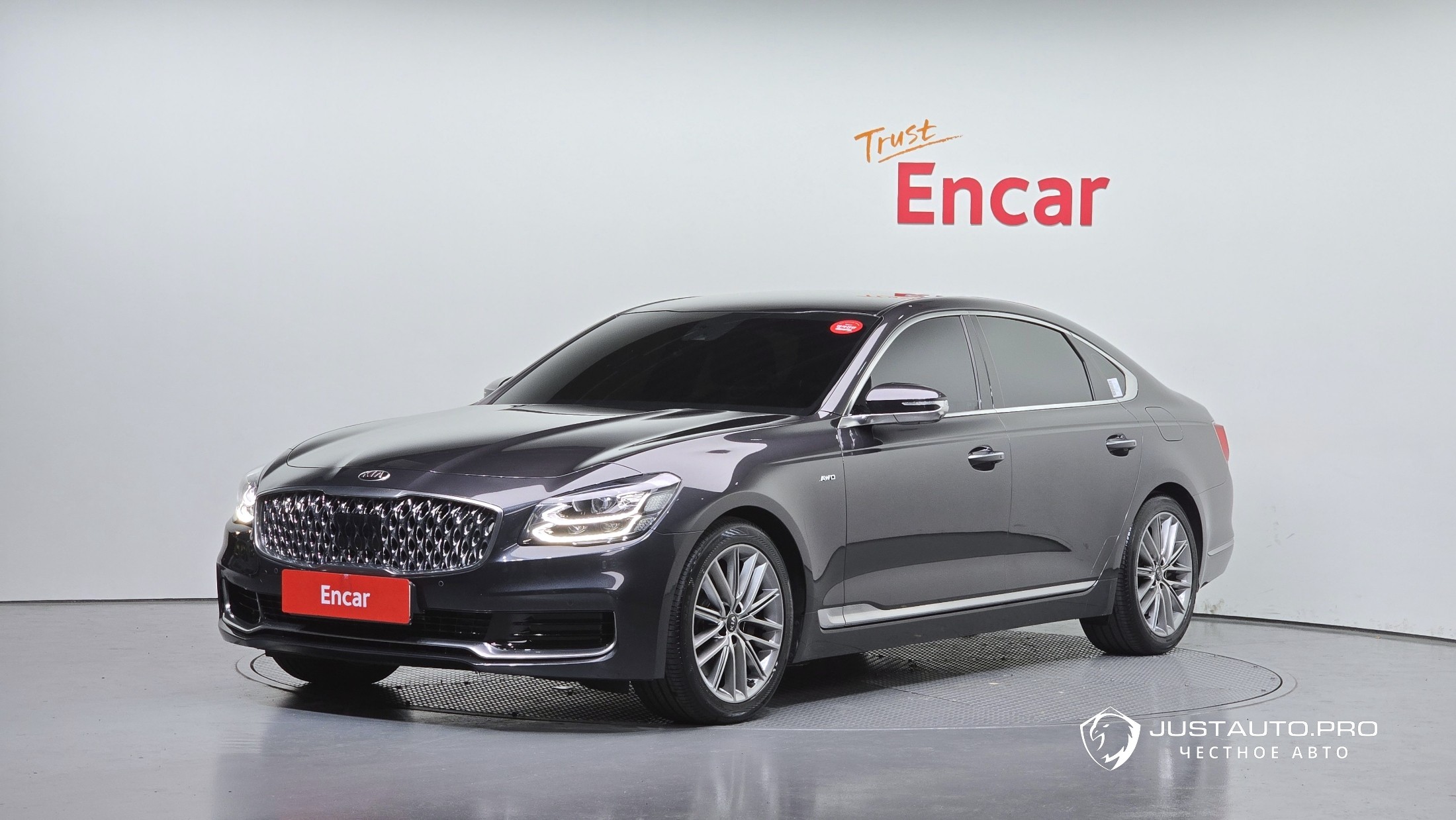 Автомобиль Kia K9