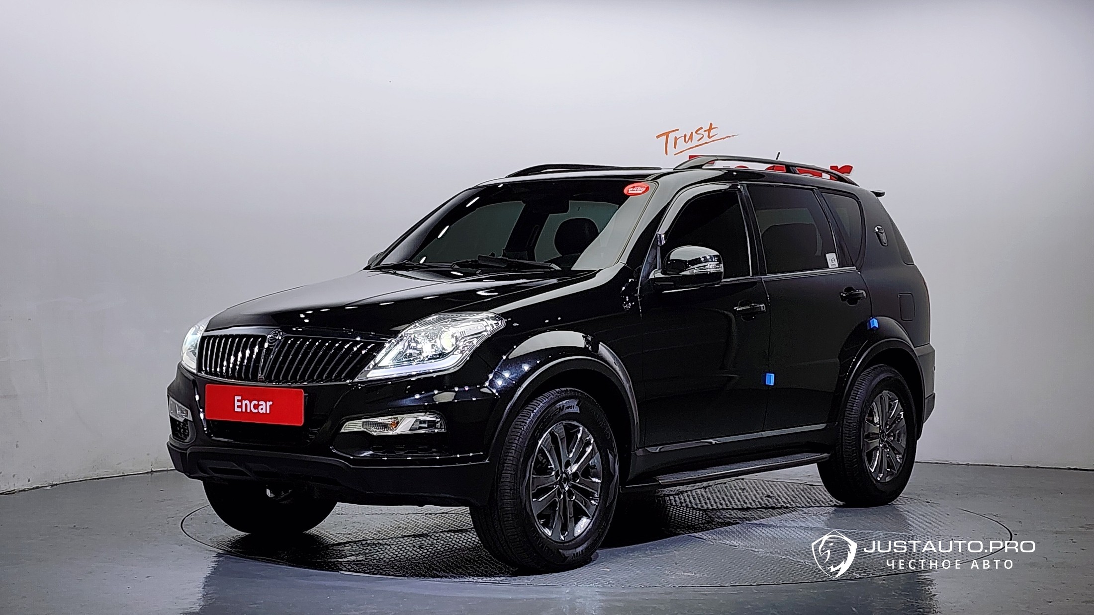 Автомобиль KG_Mobility_Ssangyong Rexton