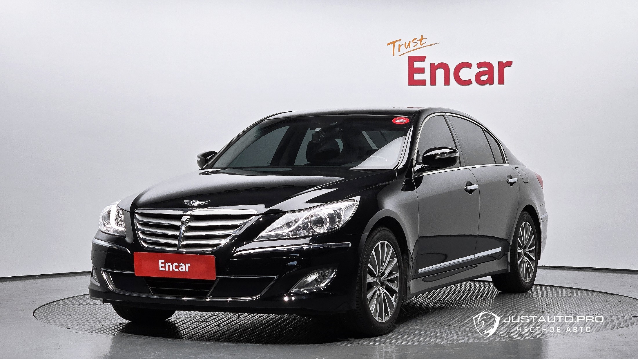 Автомобиль Hyundai Genesis