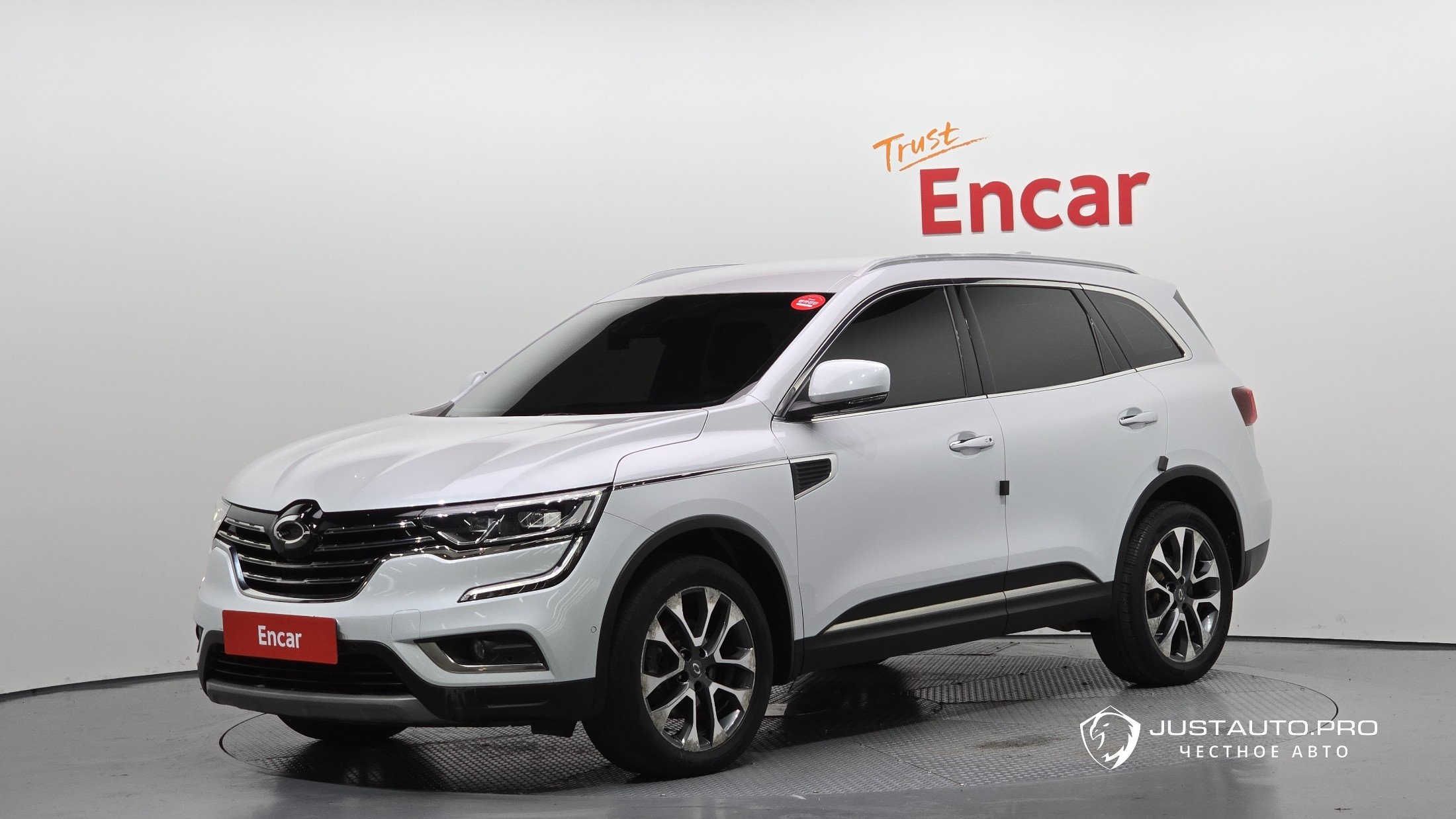 Автомобиль Renault-KoreaSamsung QM6