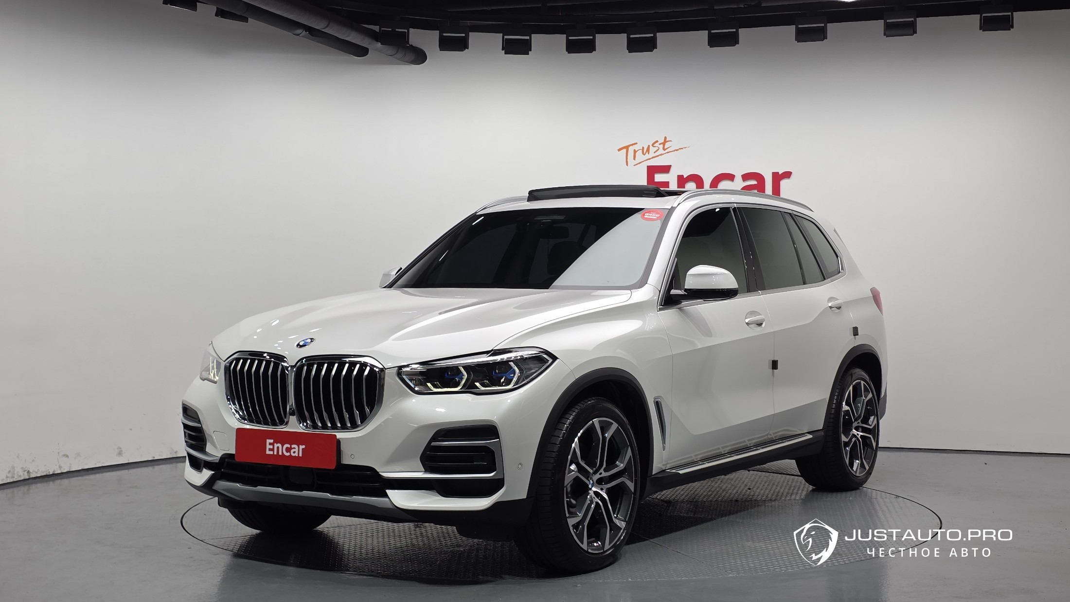 Автомобиль BMW X5